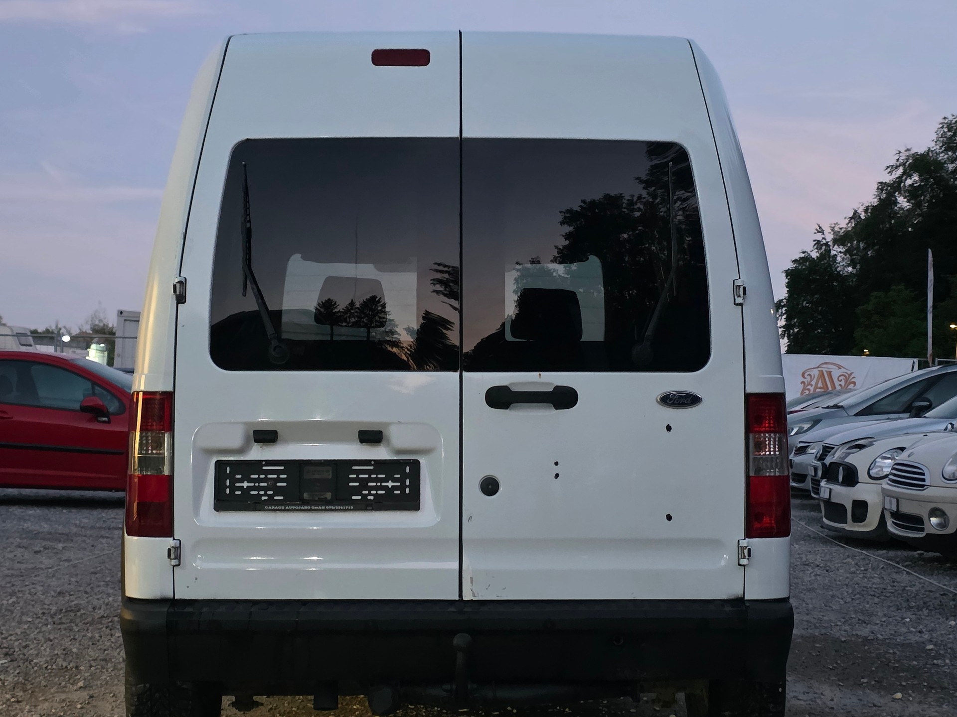 FORD Tourneo Connect Plus 1.8 TDCi *** Frisch ab MFK / Frisch Service / Gratis Lieferung / Garantie ***-showroom-element-3