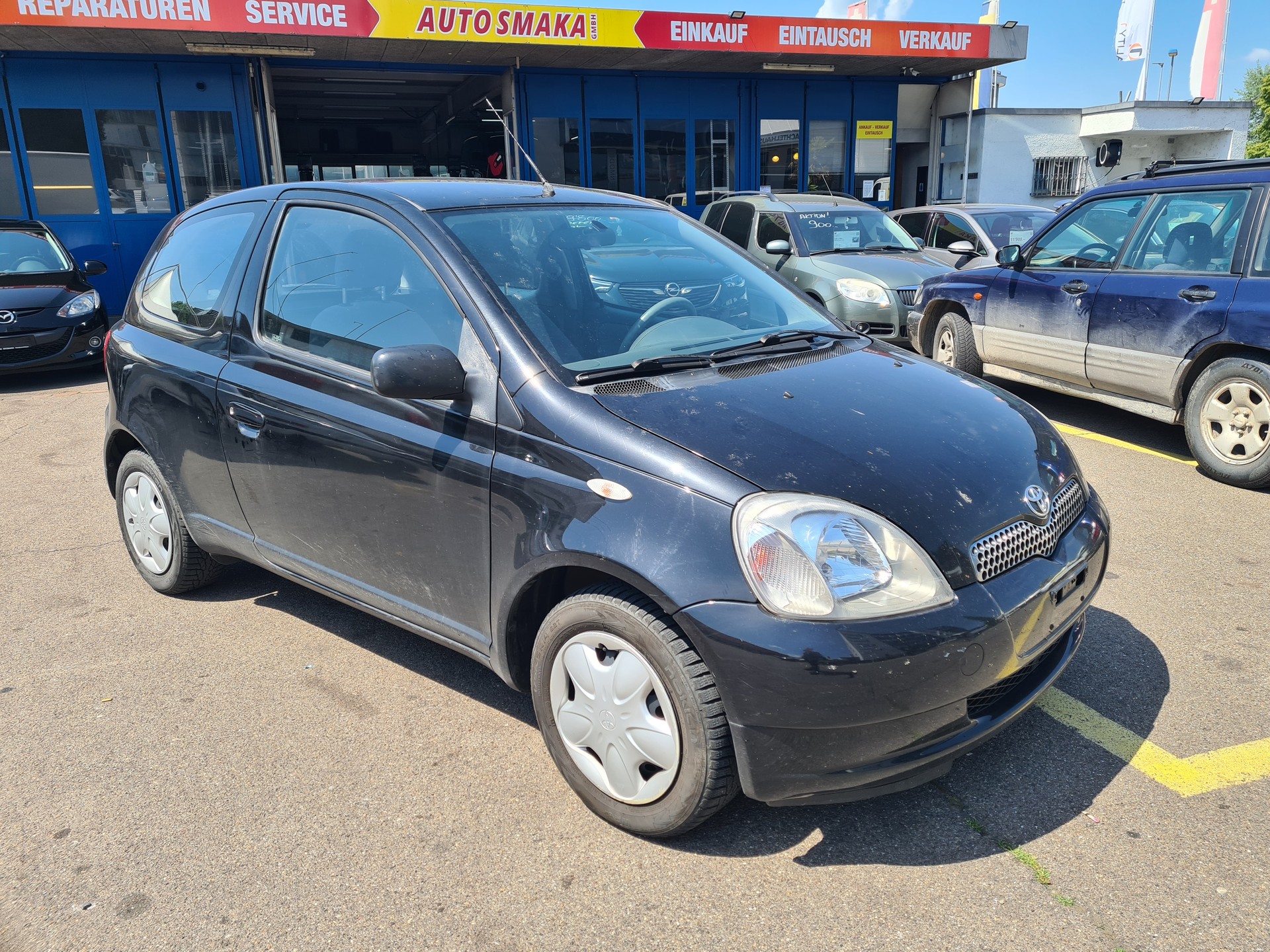 TOYOTA Yaris 1.0 Linea Luna