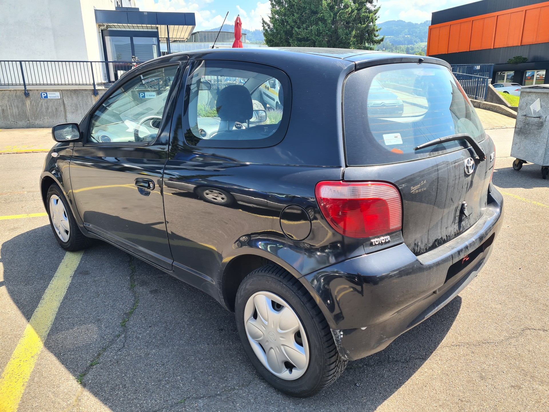 TOYOTA Yaris 1.0 Linea Luna-image-4