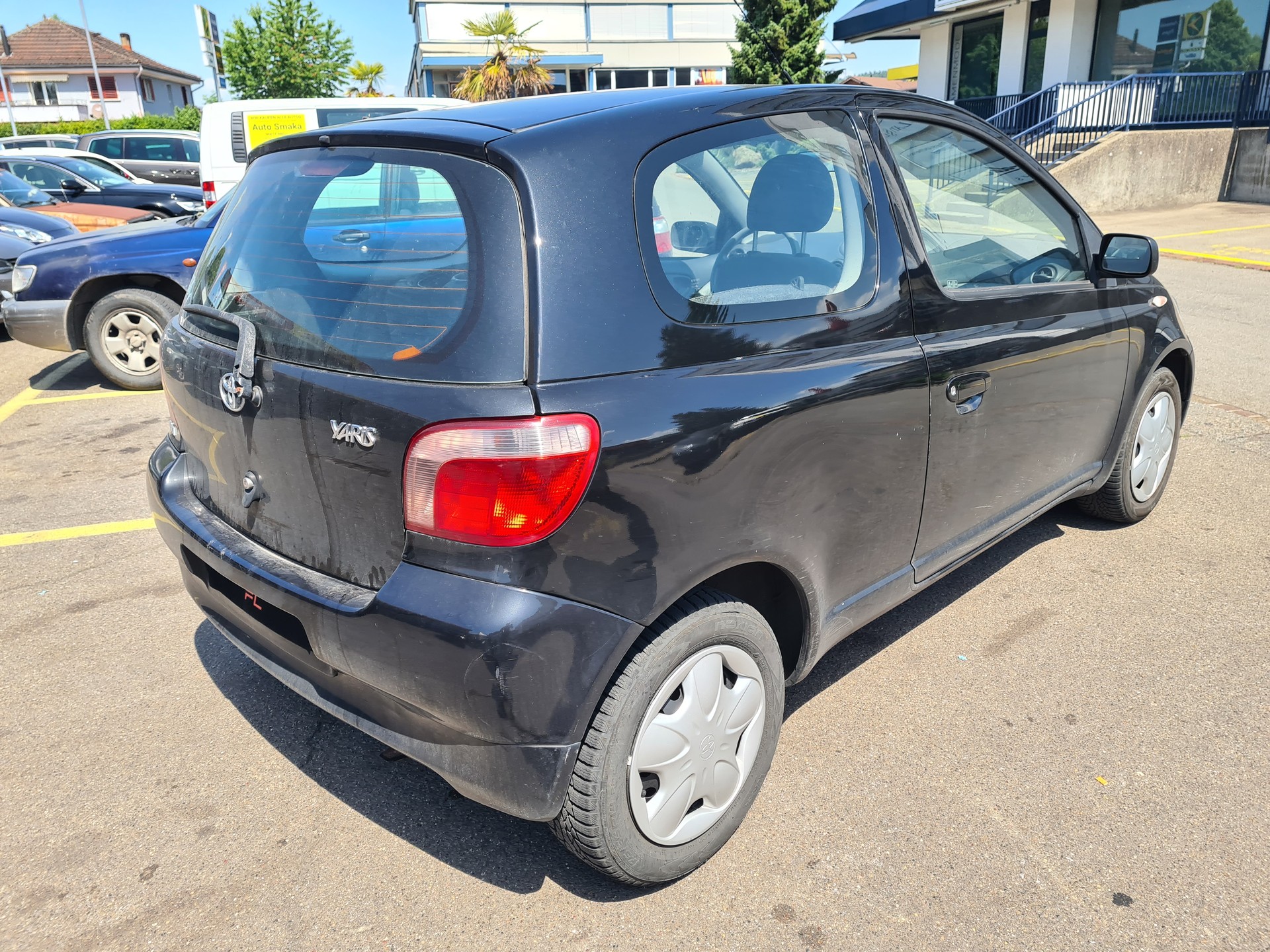 TOYOTA Yaris 1.0 Linea Luna-image-6