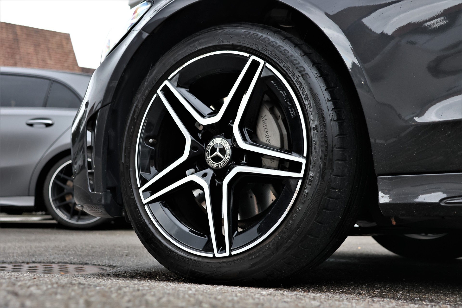 MERCEDES-BENZ C 220 d Swiss Star AMG Line 4M 9G-Tronic (CH)-image-8