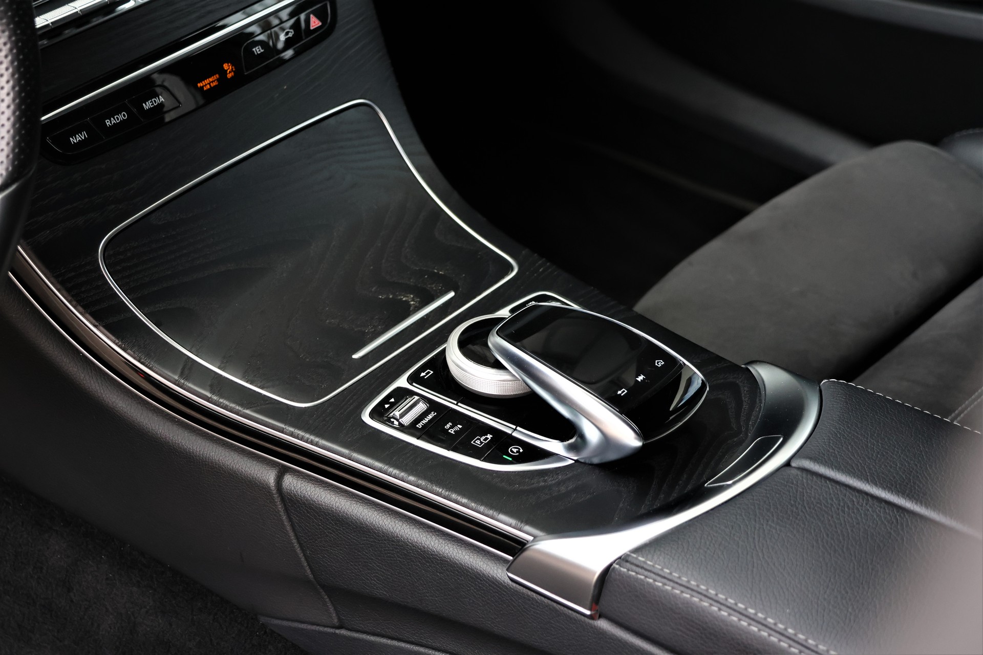 MERCEDES-BENZ C 220 d Swiss Star AMG Line 4M 9G-Tronic (CH)-image-11