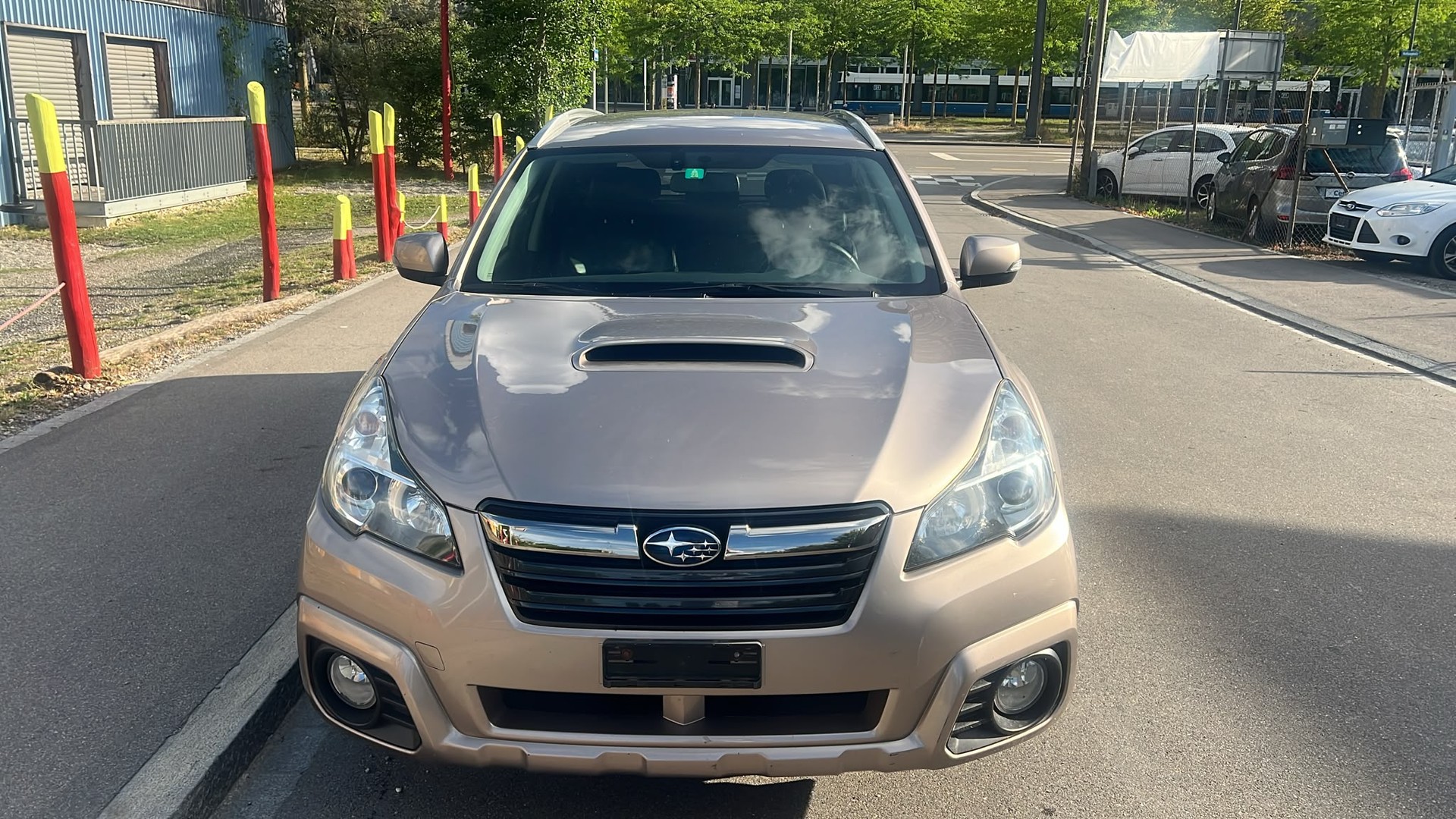 SUBARU Outback 2.0D Swiss Classic AWD Lineartronic-showroom-element-1