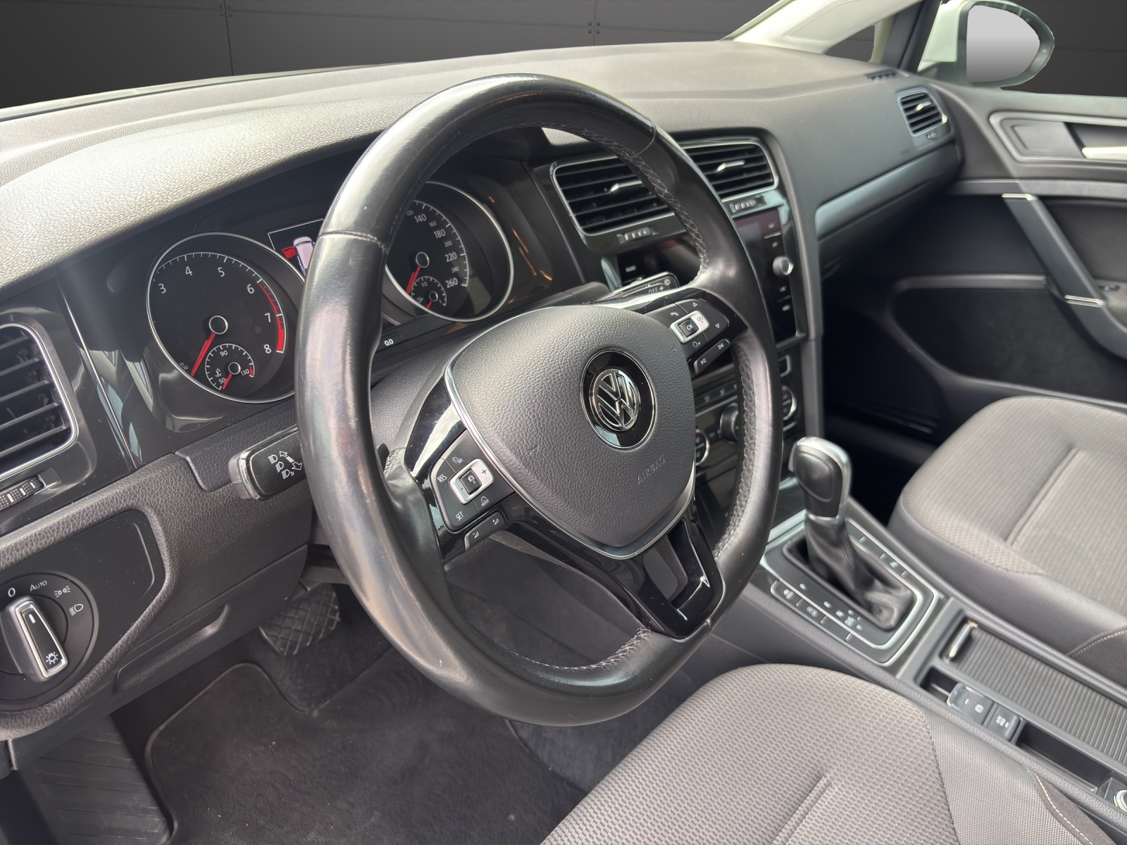 VW Golf Variant 1.4 TSI Comfortline DSG-image-3