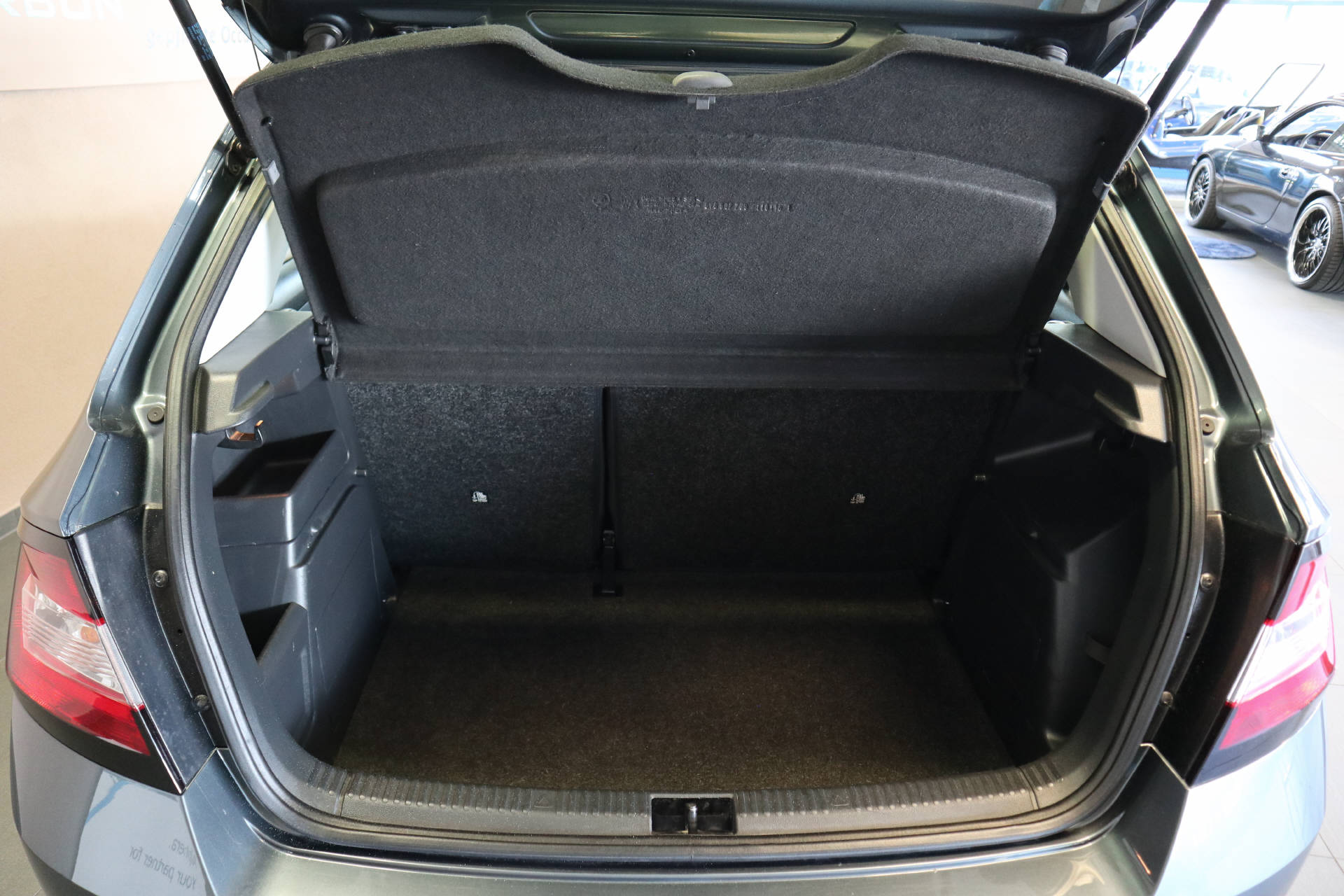 SKODA Fabia 1.0 TSI Ambition DSG-image-8