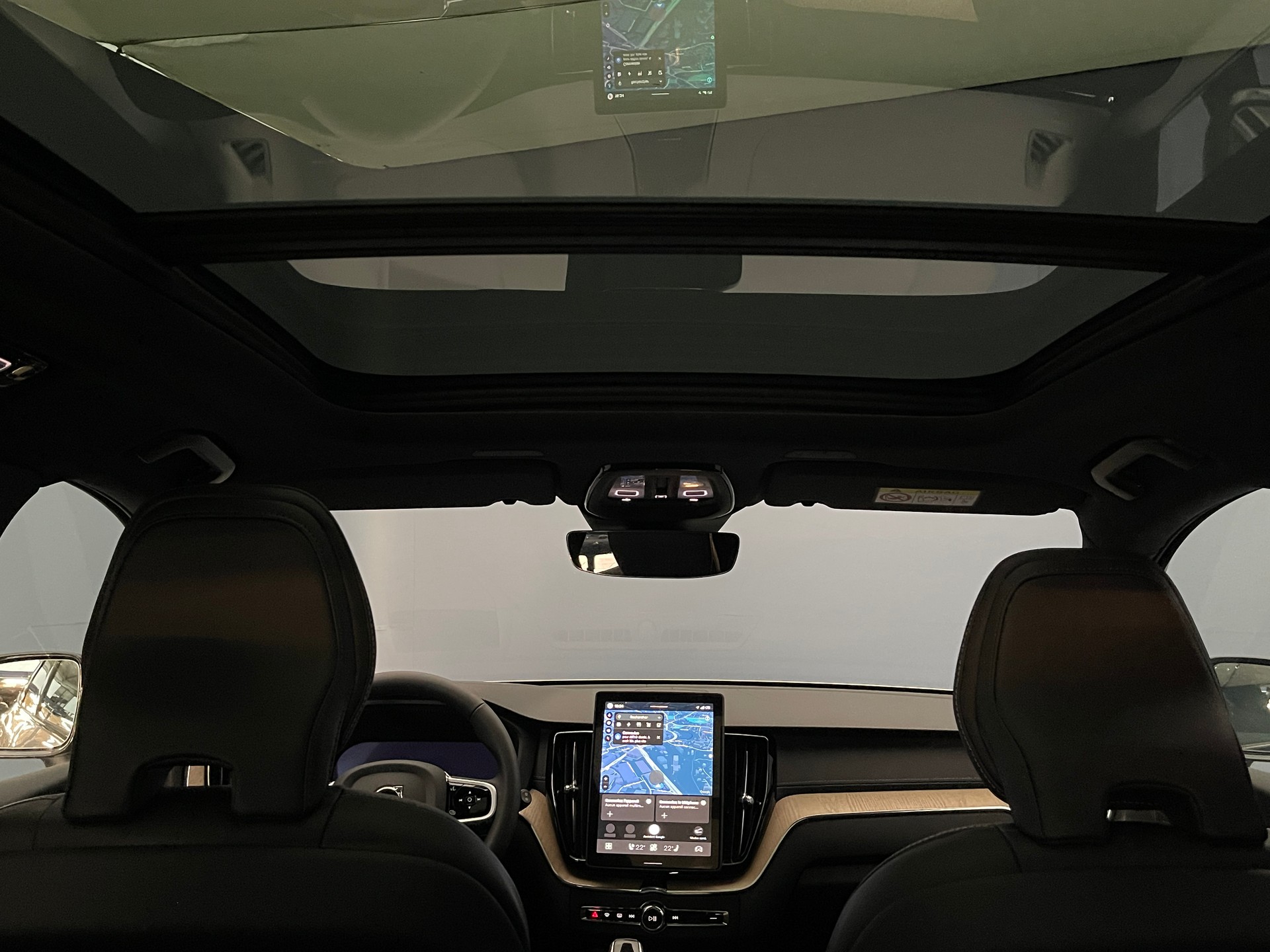 VOLVO XC60 2.0 T6 TE Ultra Dark eAWD-image-12