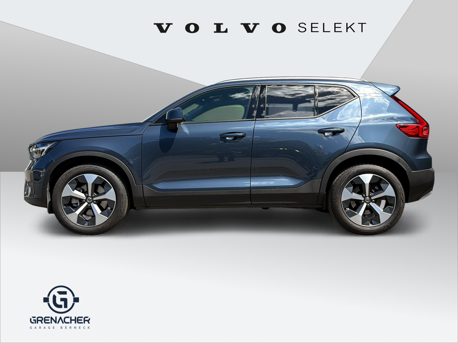 VOLVO XC40 2.0 B3 MH XCITE-showroom-element-1