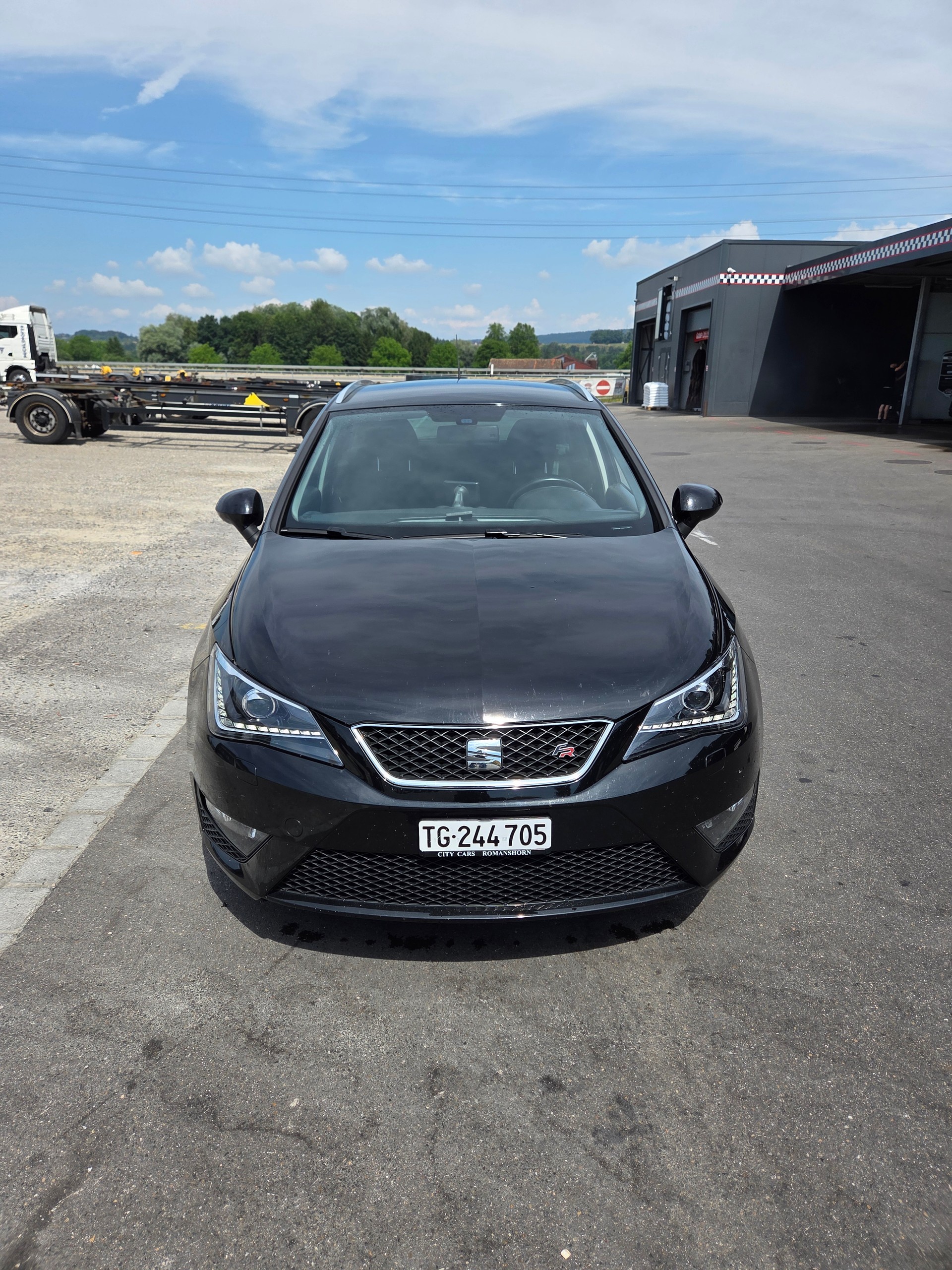 SEAT 1.2 TSI EcoM FR Viva S/S - Öl Service frisch, MFK bis 08.2027, 8 fach bereift, - Verhandelbar