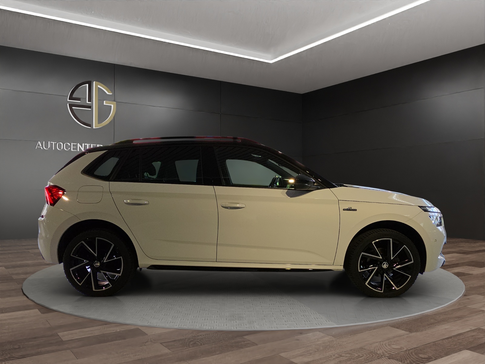 SKODA Kamiq 1.5 TSI ACT Monte Carlo DSG-image-4