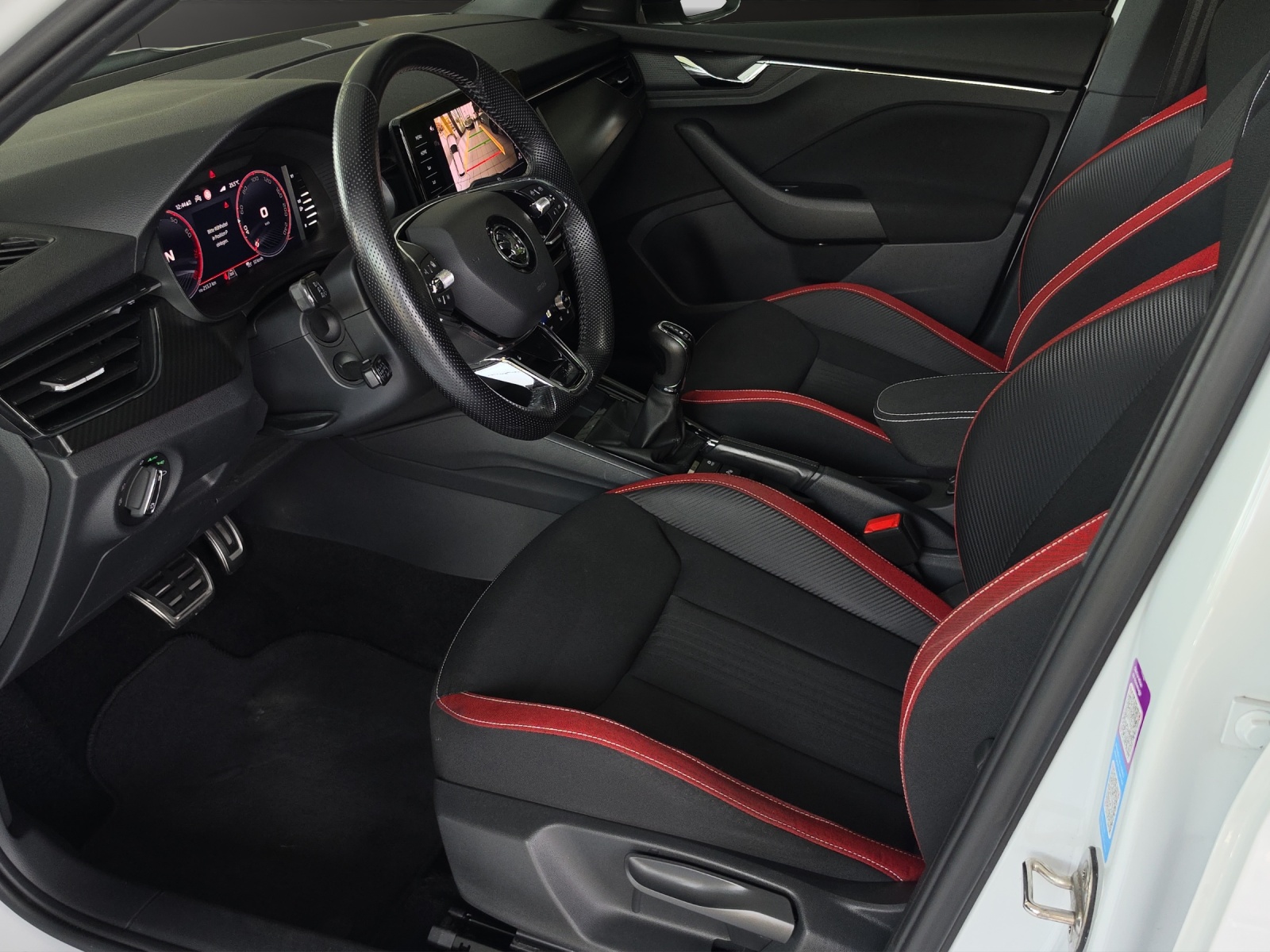 SKODA Kamiq 1.5 TSI ACT Monte Carlo DSG-image-7
