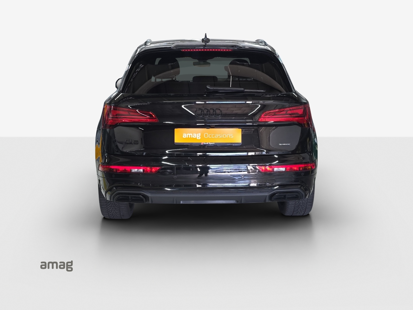 AUDI Q5 40 TDI Black Edition quattro S-tronic-showroom-element-3