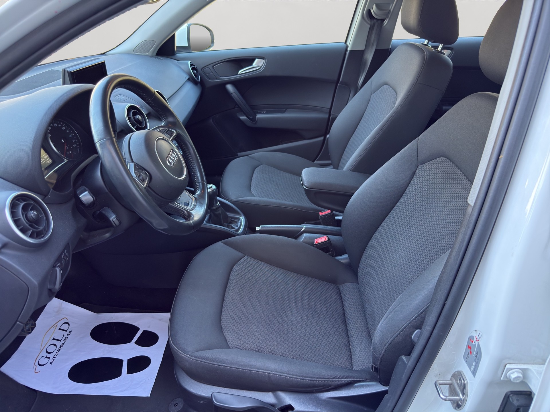 AUDI A1 Sportback 1.0 TFSI Design-image-5