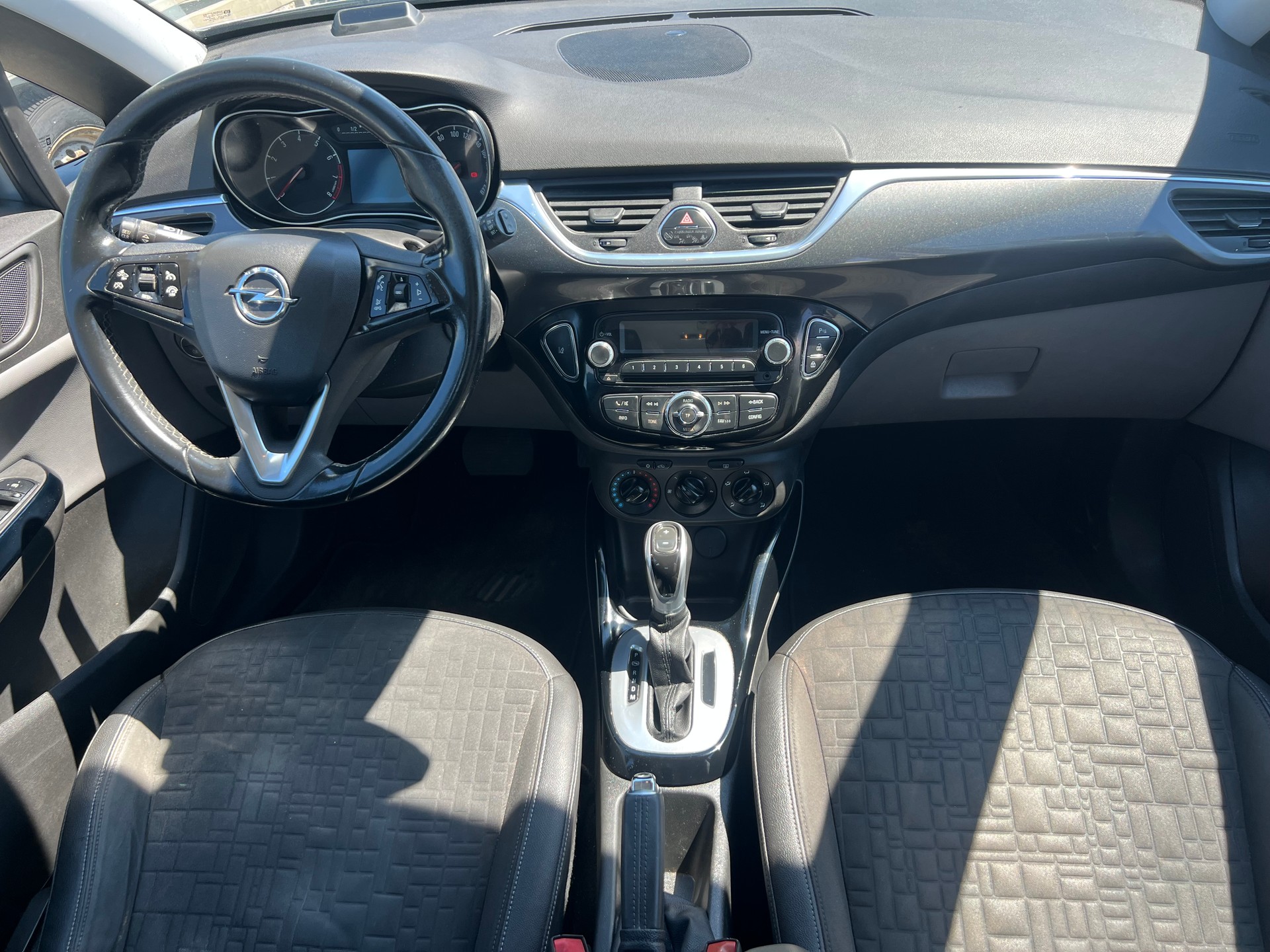OPEL Corsa 1.4 TP Enjoy Automatic-image-10