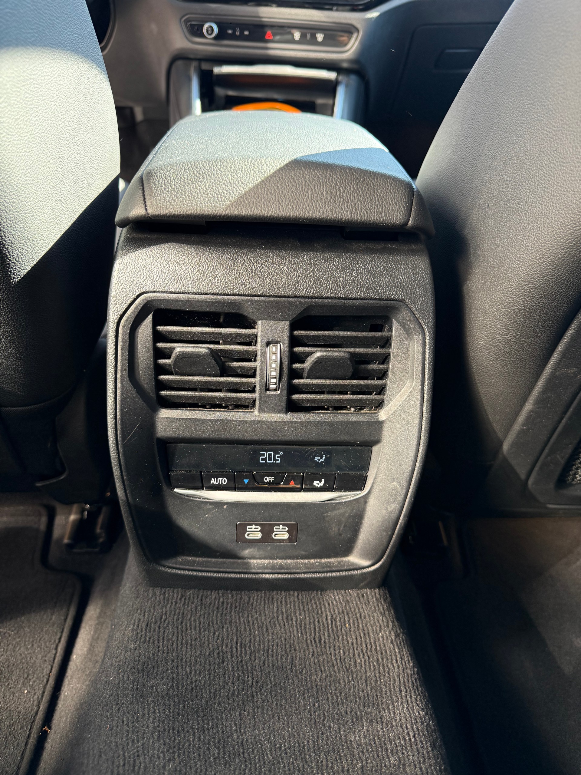 BMW 320e xDrive Touring Steptronic M Sport-image-9