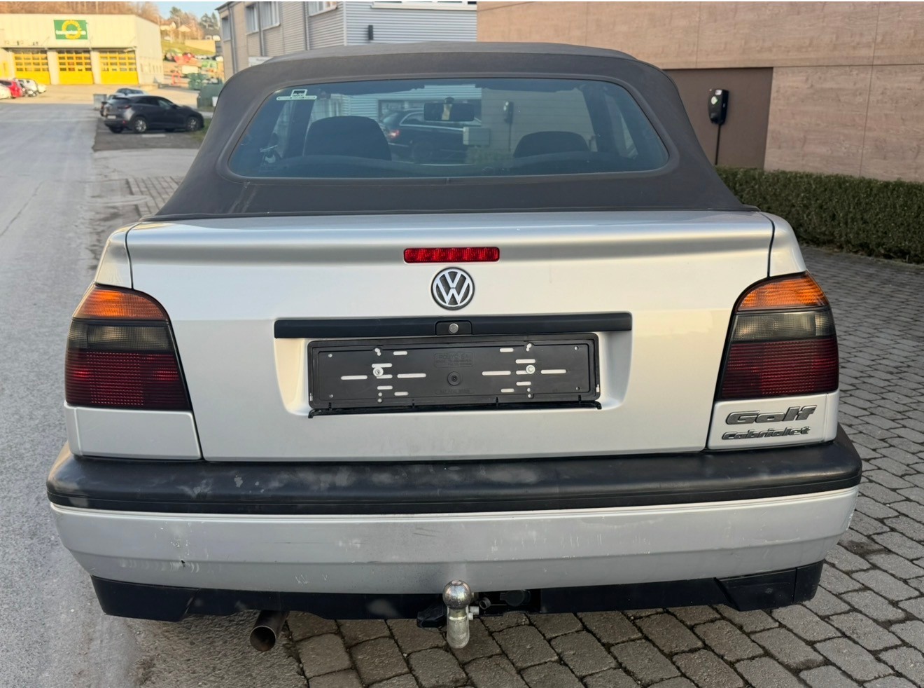 VW Golf Cabriolet 2000 Rolling Stones-image-3