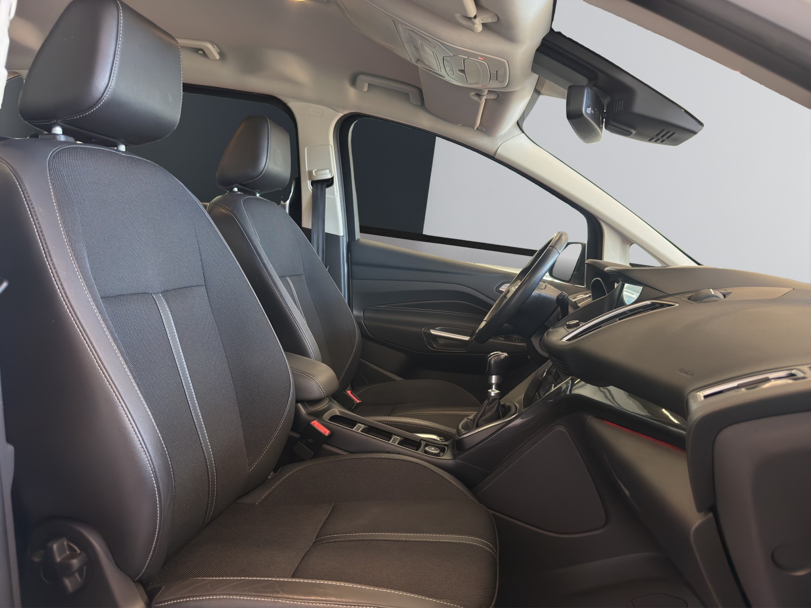 FORD C-Max 2.0 TDCi Titanium X PowerShift-image-20