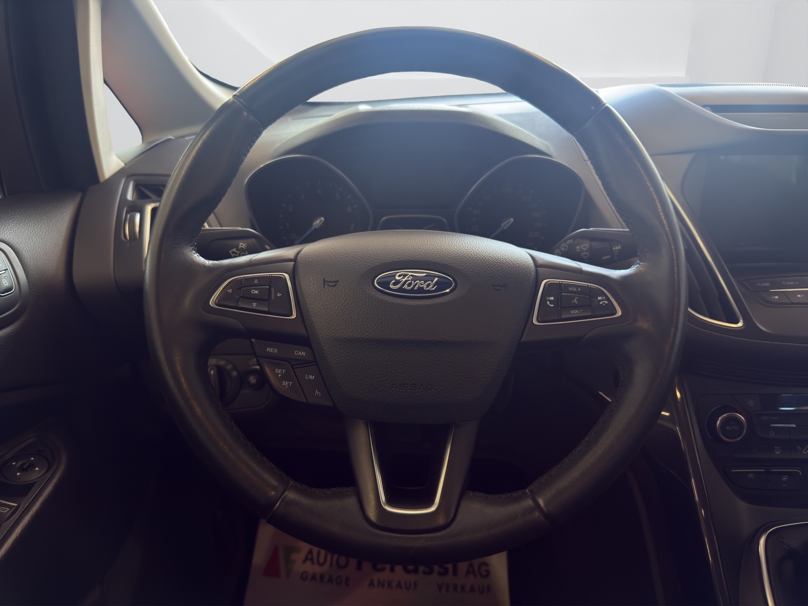 FORD C-Max 2.0 TDCi Titanium X PowerShift-image-14