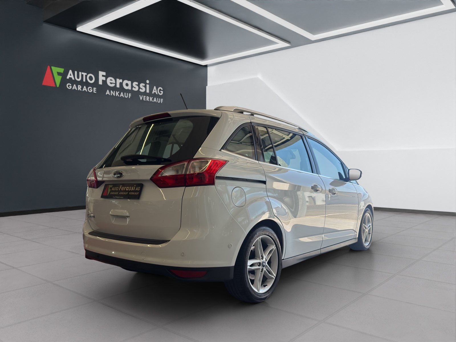 FORD C-Max 2.0 TDCi Titanium X PowerShift-image-4