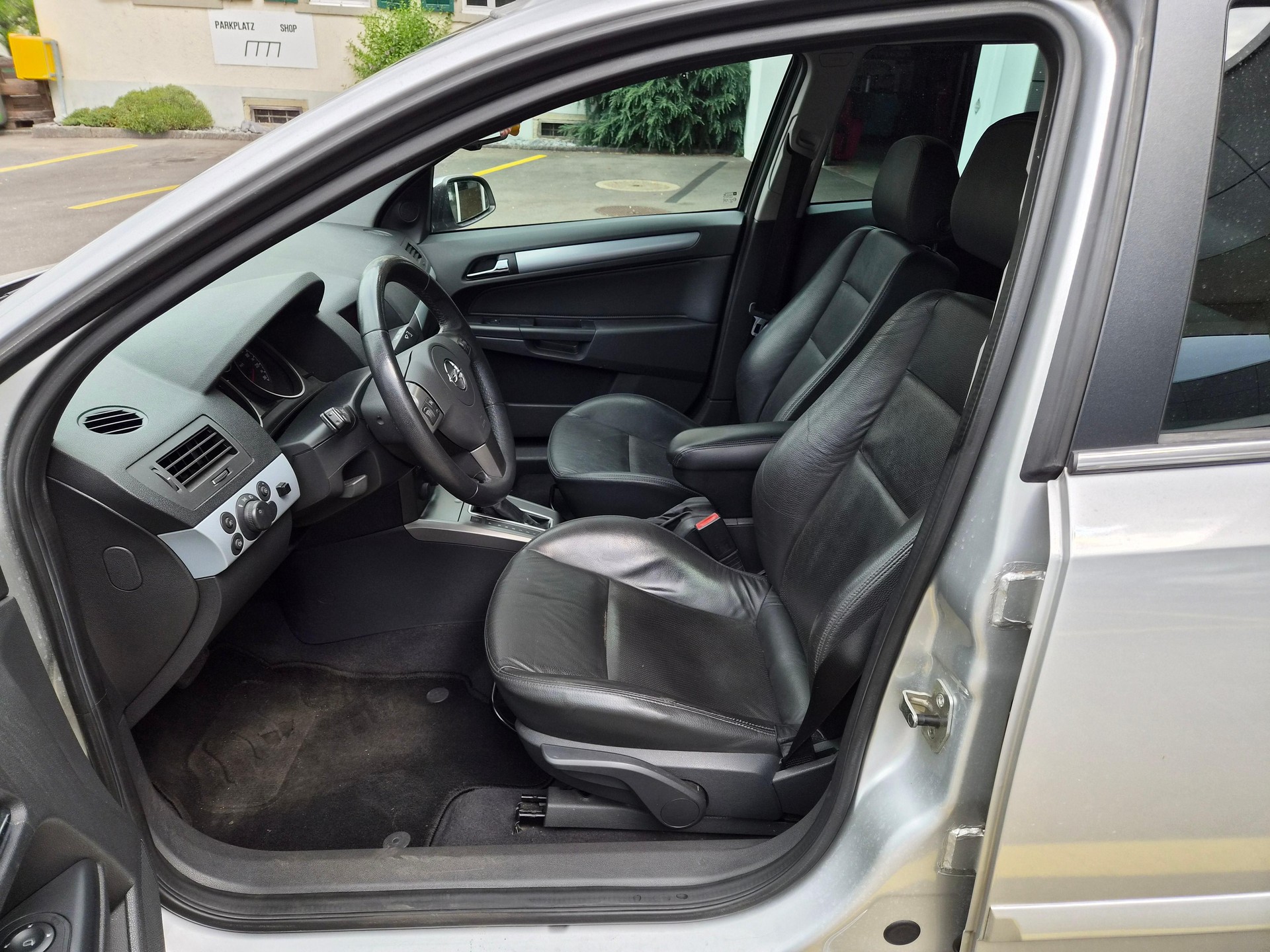 OPEL Astra Caravan 1.8i 16V 125 Silverline-image-5