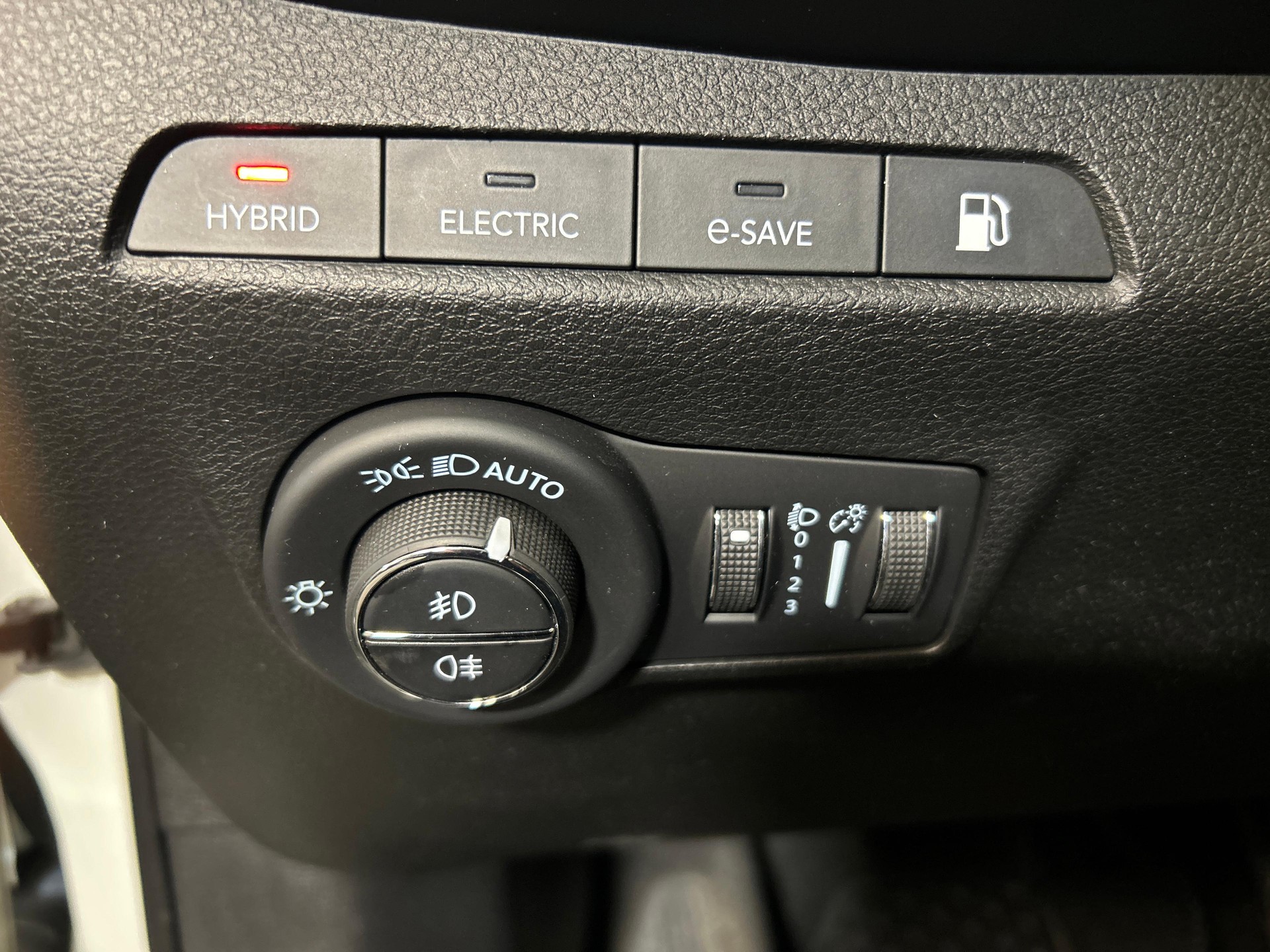 JEEP Compass 1.3 Limited 4xe-image-16