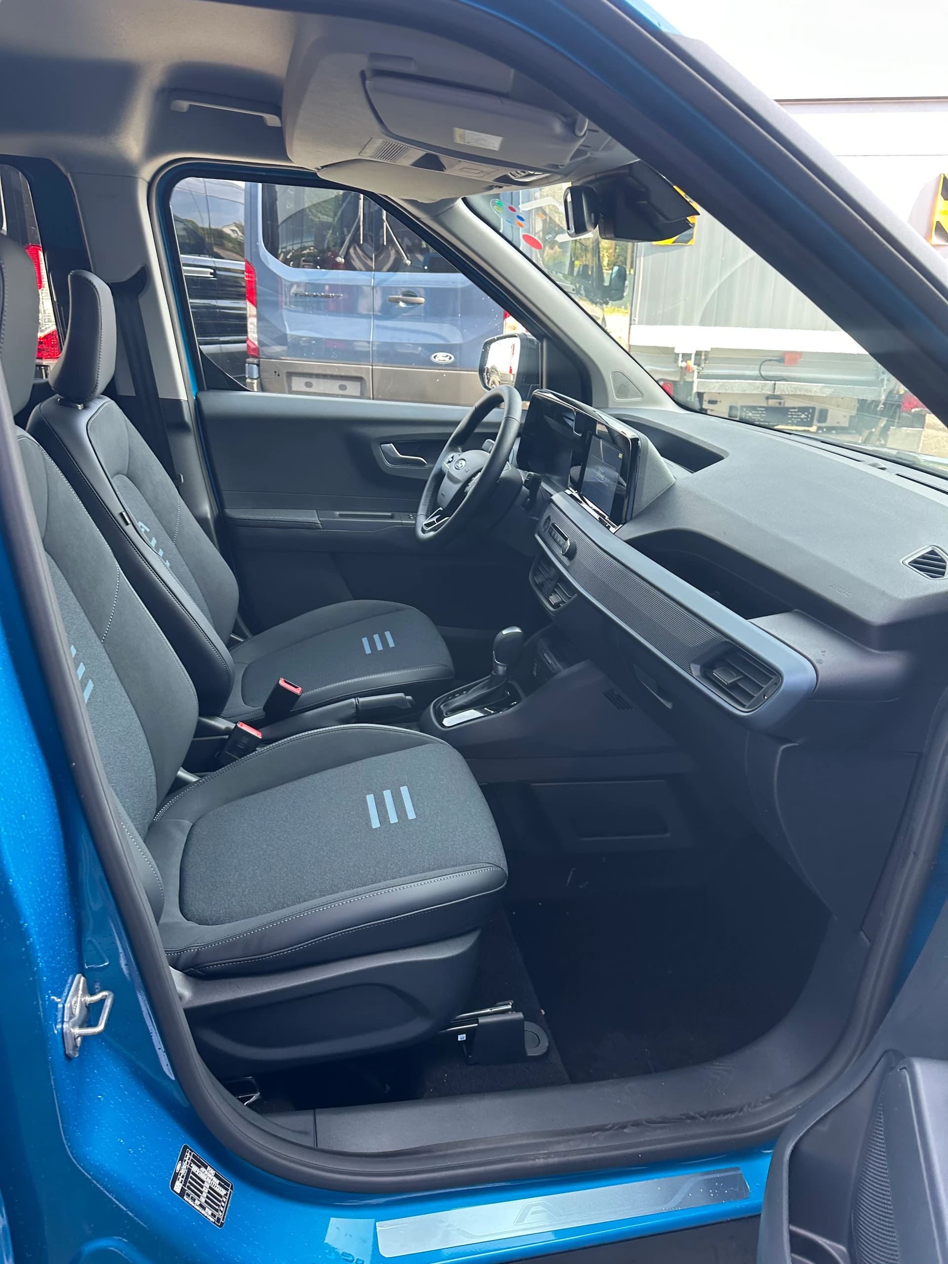 FORD TOURNEO COURIERier 1.0 EcoBoost A Active/125CV/Aut.-image-13