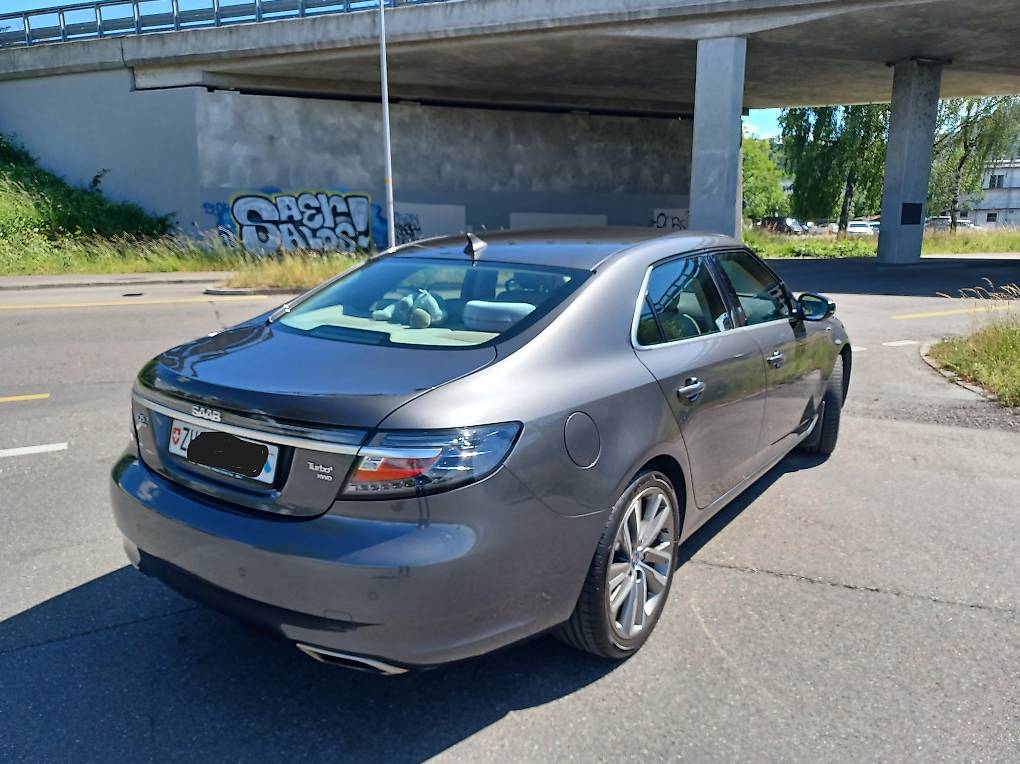 SAAB 9-5-image-1