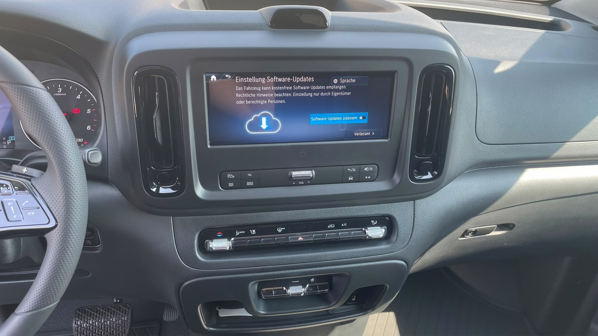 MERCEDES-BENZ Vito 114 Kaw. L 2.0 CDI Pro Worker-image-12