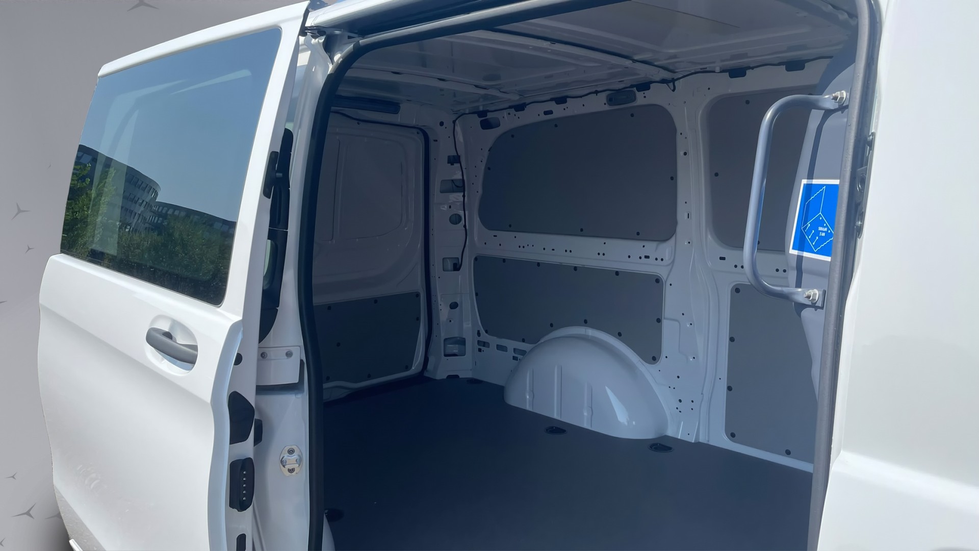 MERCEDES-BENZ Vito 114 Kaw. L 2.0 CDI Pro Worker-image-18