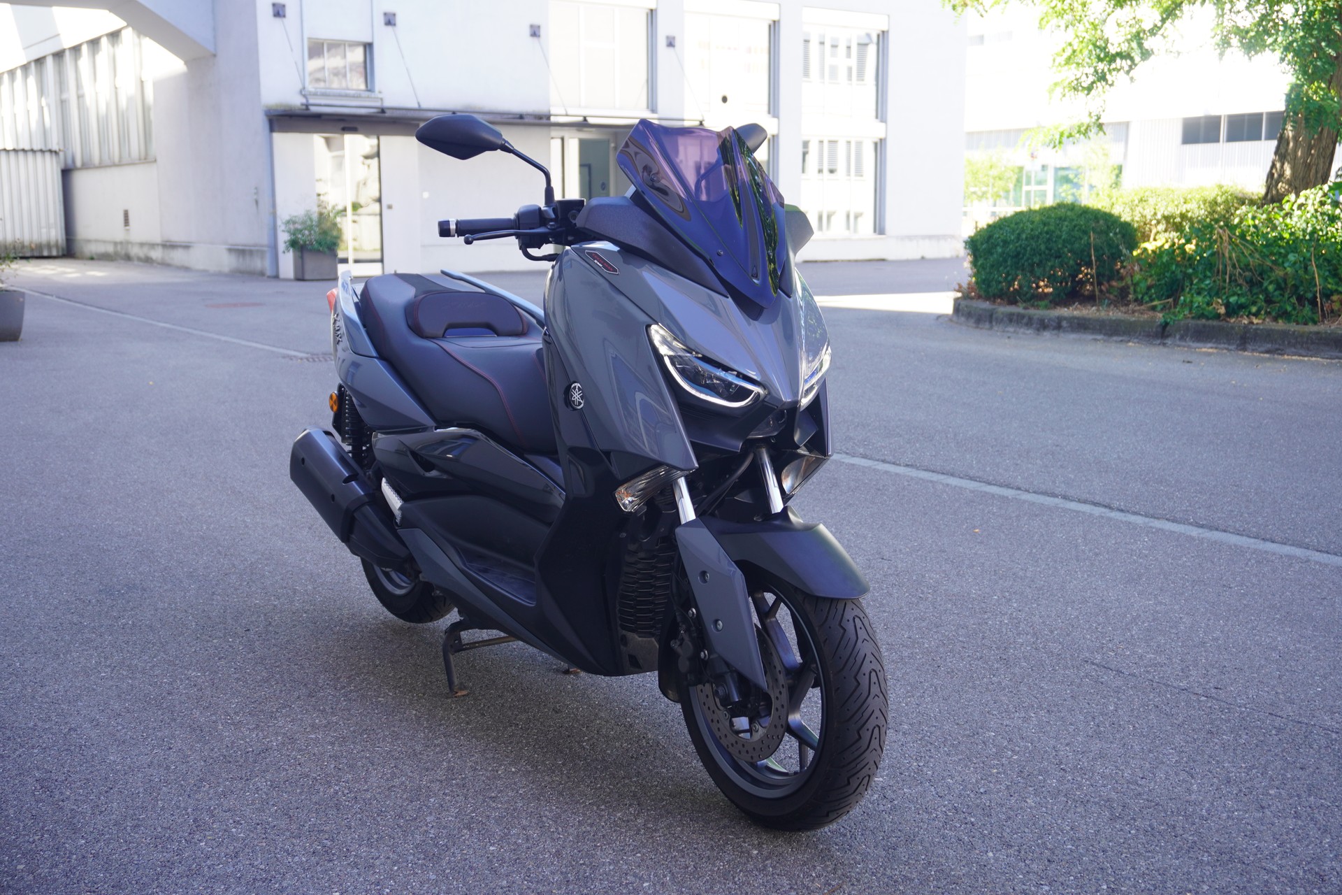 YAMAHA X-Max 300 Tech Max-image-6