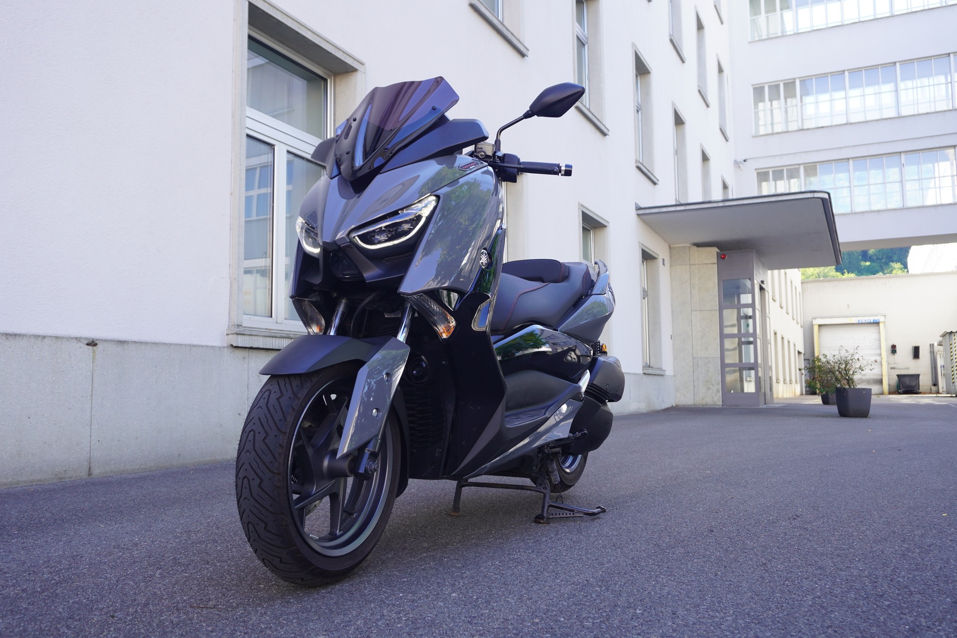 YAMAHA X-Max 300 Tech Max-image-1