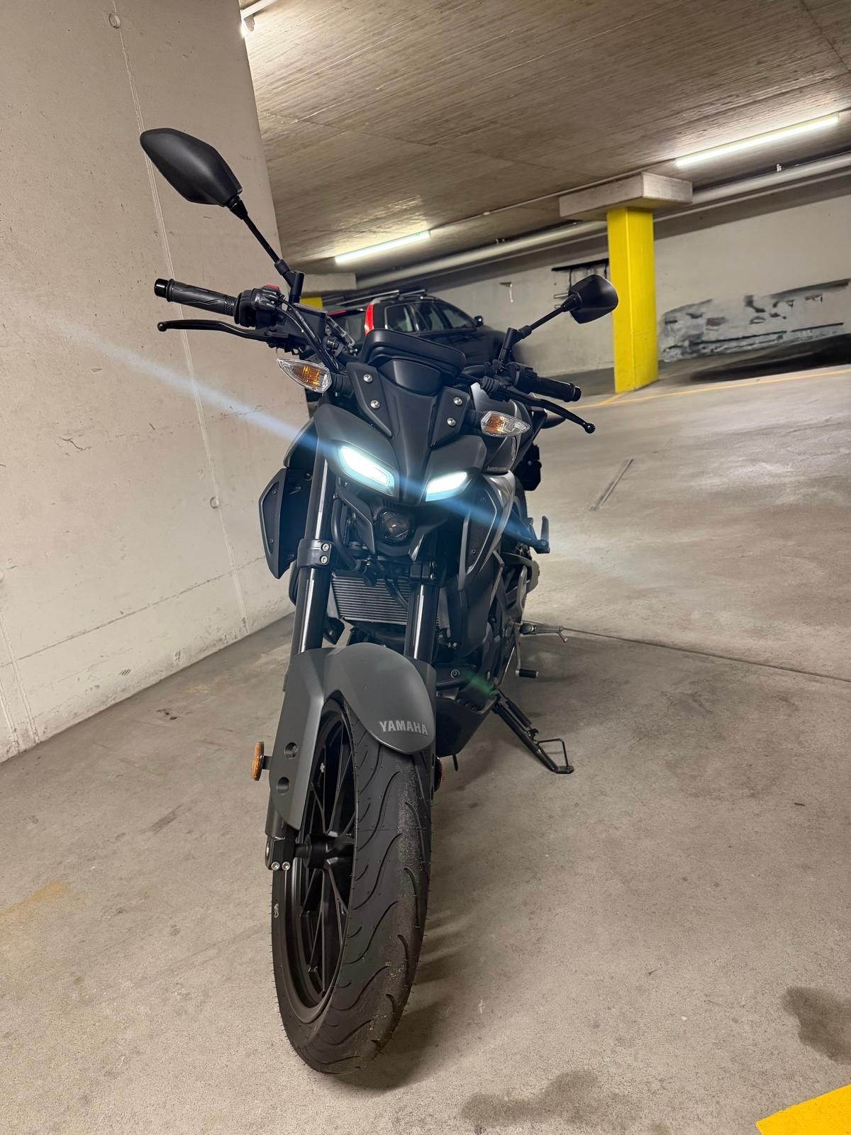 YAMAHA MT-125-image-0