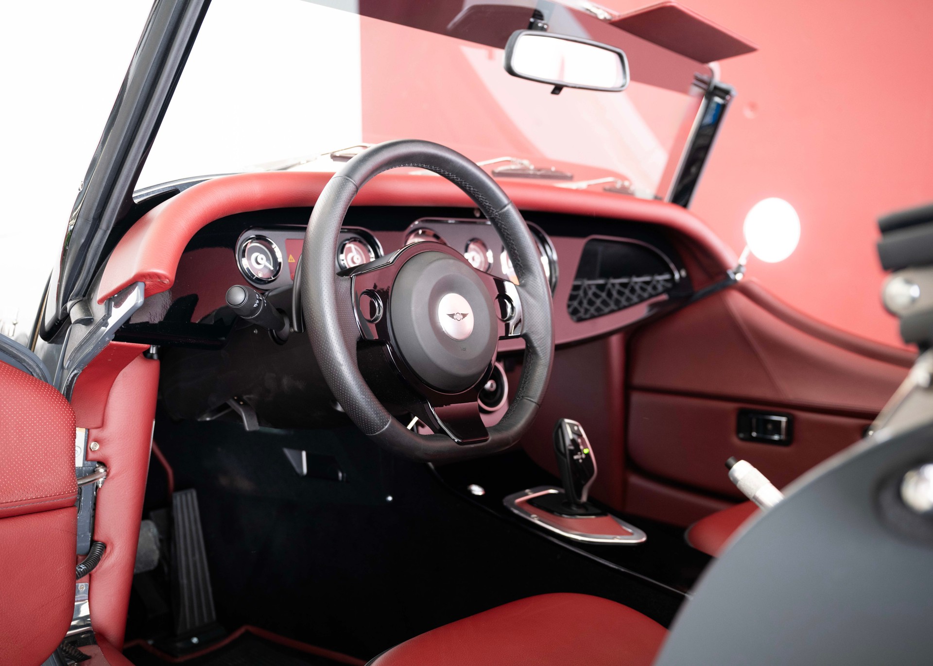 MORGAN Plus Four 2.0 (Swiss car, 1st hand, like new, BMW engine, automatic transmission)-image-18