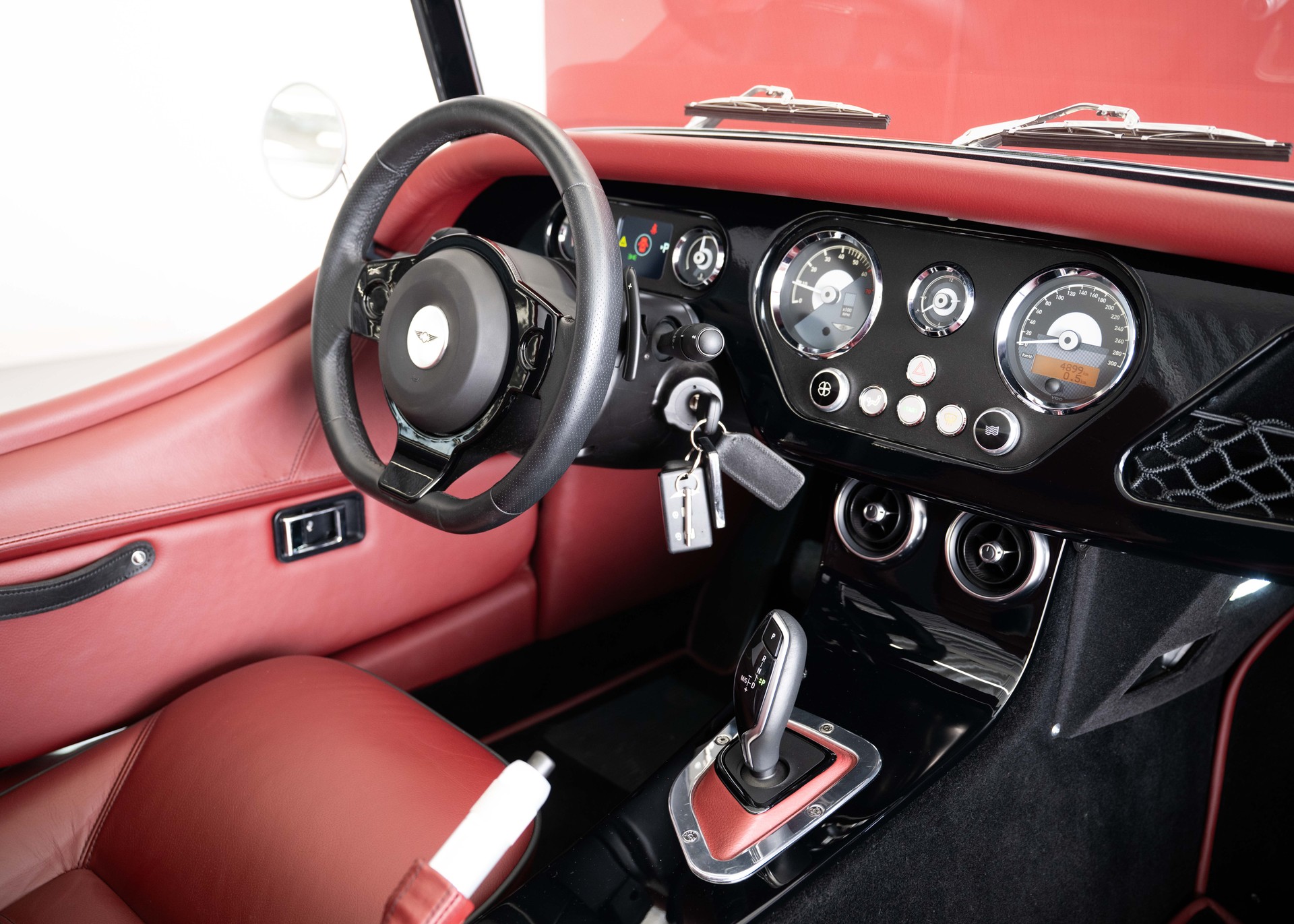 MORGAN Plus Four 2.0 (Swiss car, 1st hand, like new, BMW engine, automatic transmission)-image-19