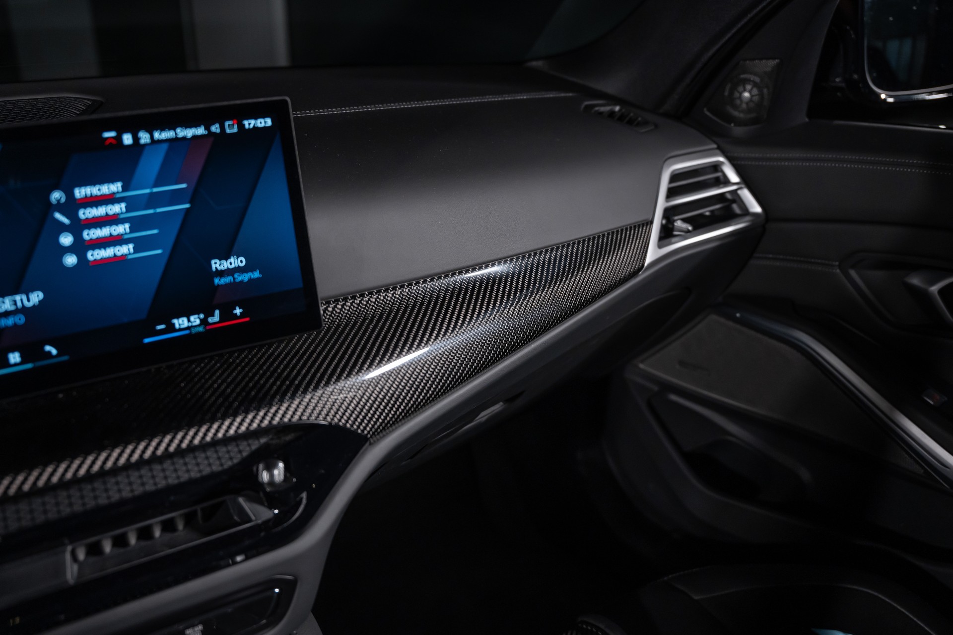 BMW M3 Touring xDrive Competition M-image-25