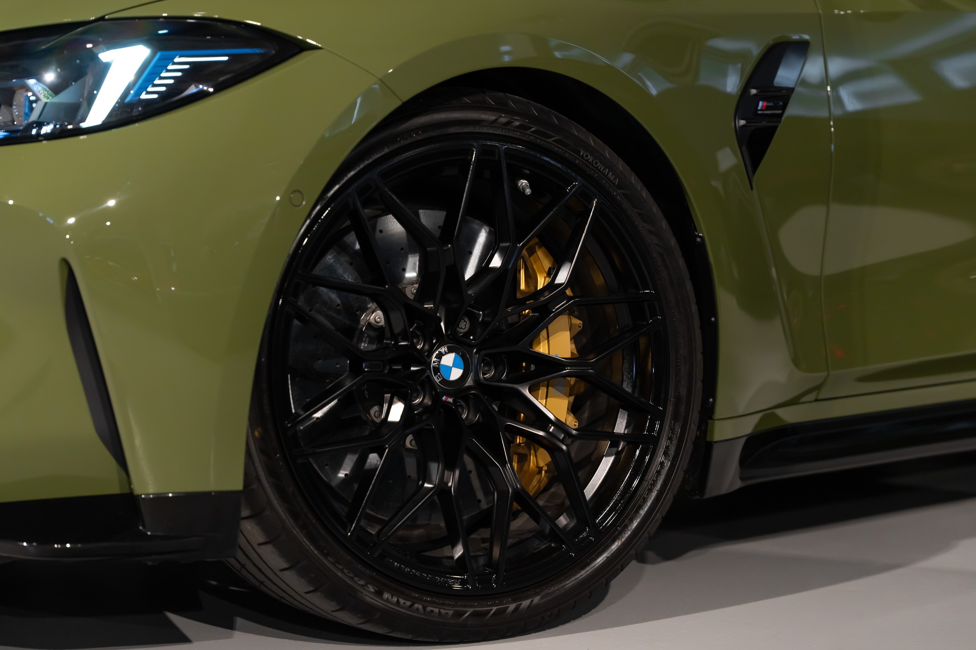 BMW M3 Touring xDrive Competition M-image-6