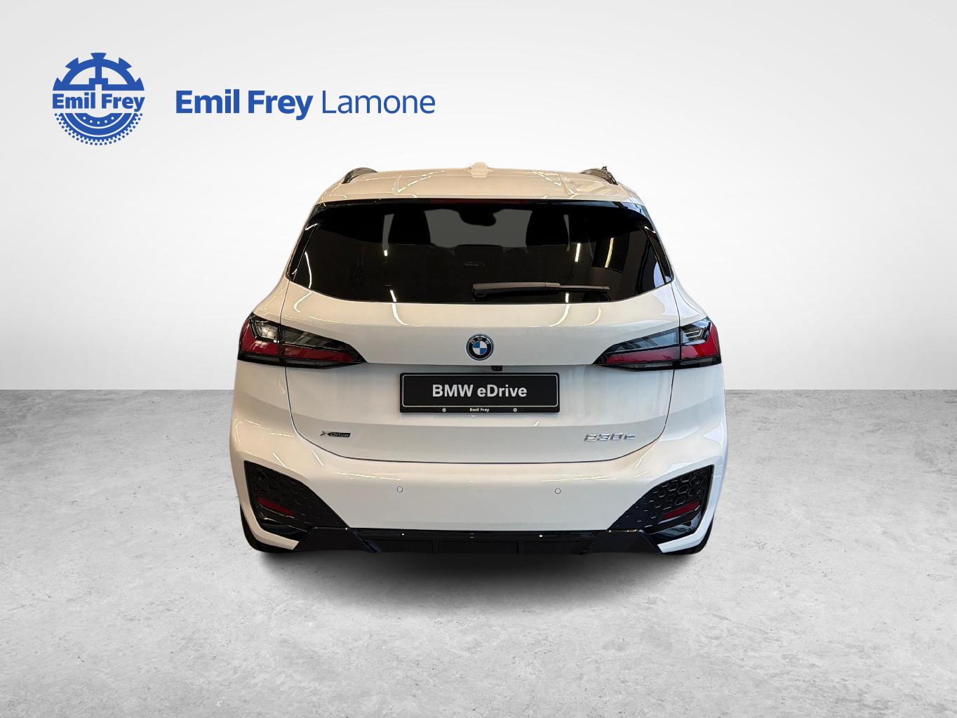 BMW 230e xDrive paddles Active Tourer-showroom-element-3