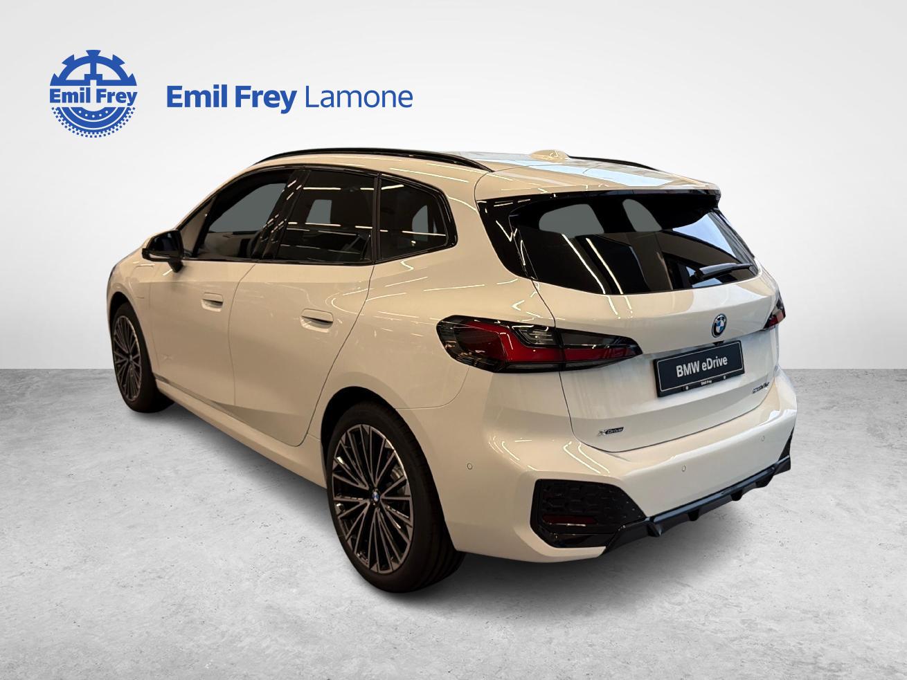 BMW 230e xDrive paddles Active Tourer-showroom-element-2