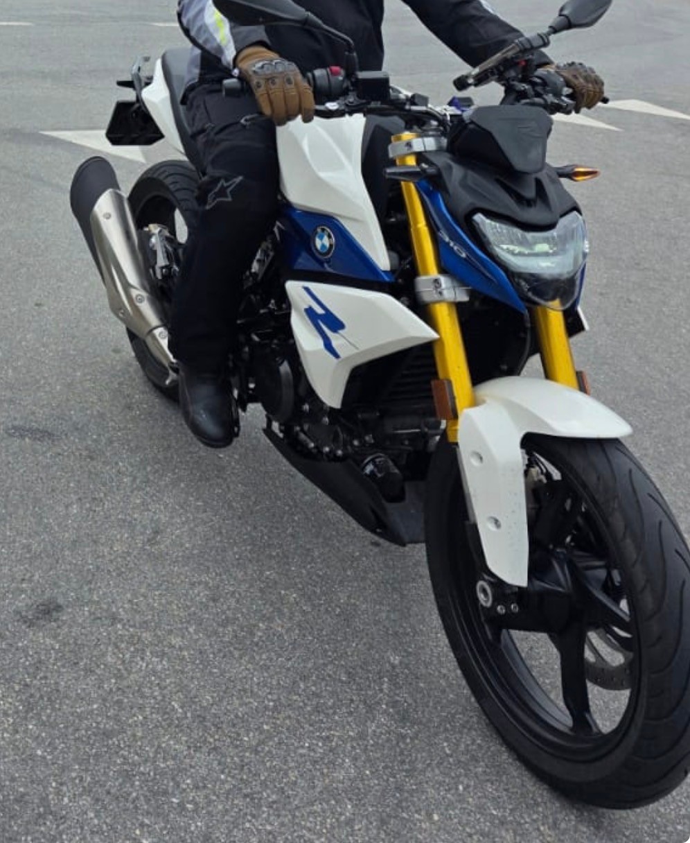 BMW G 310 R ABS-image-2