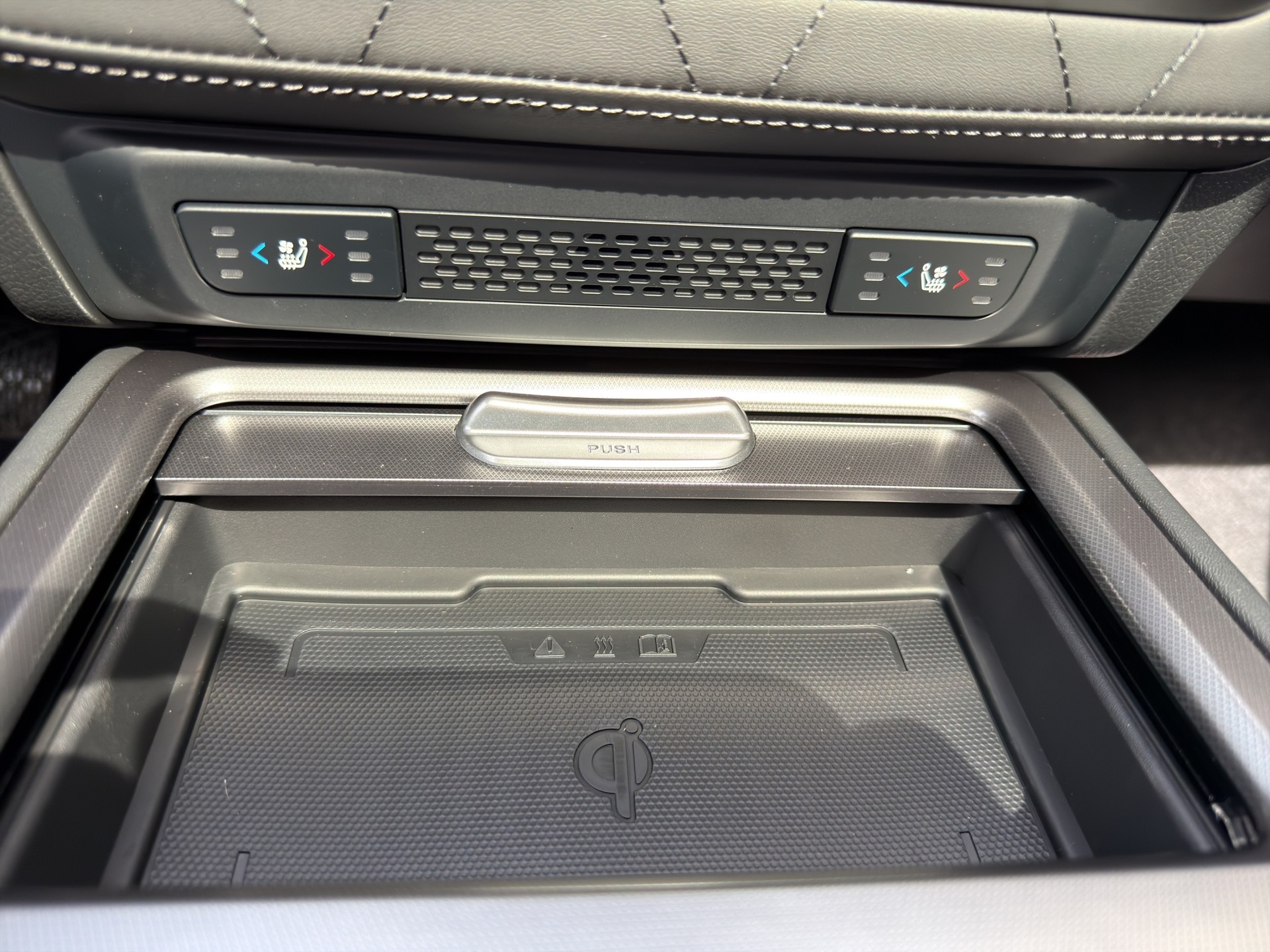 KGM-SsangYong Rexton RX 2.2 TD Blackline-image-12