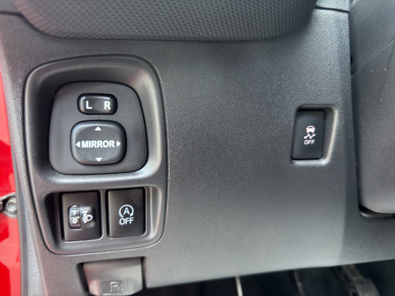 CITROEN C1 1.0 VTi Shine Stop&Start-image-22