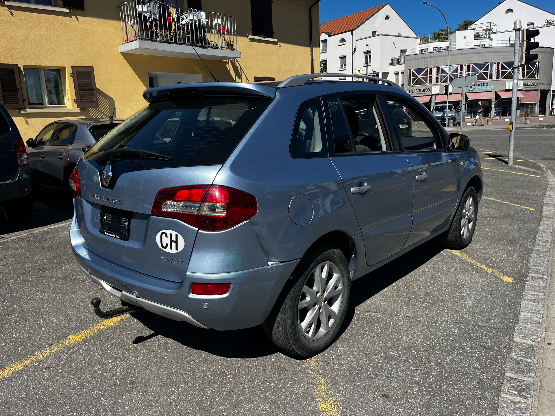 RENAULT Koleos 2.5 Dynamique Luxe 4x4-image-4
