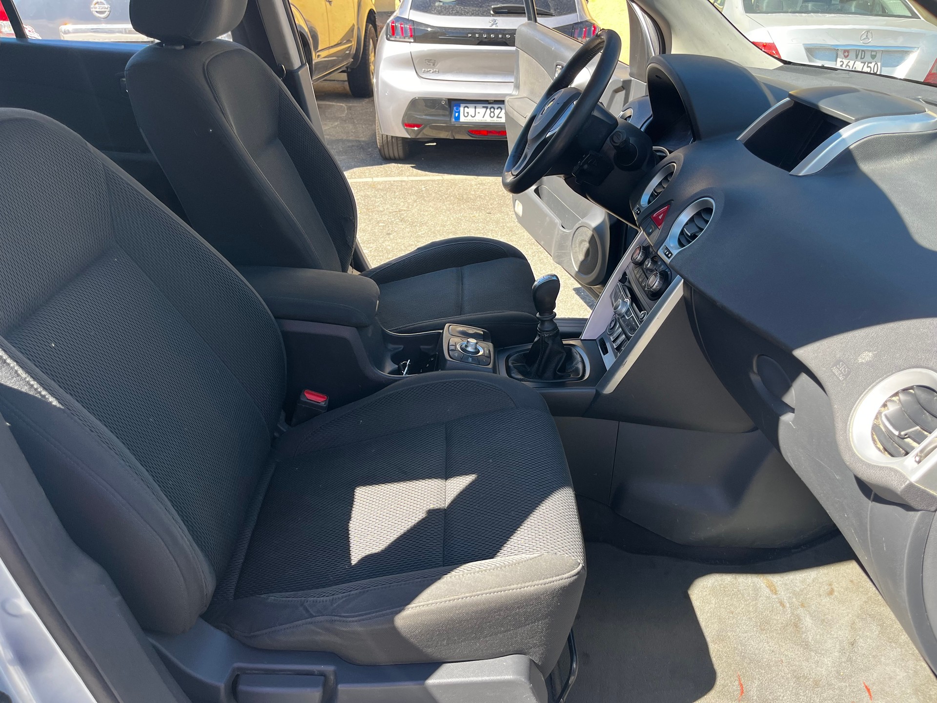 RENAULT Koleos 2.5 Dynamique Luxe 4x4-image-11