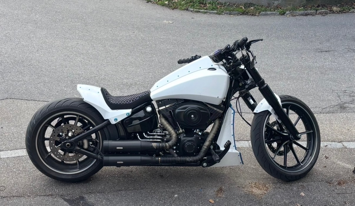 HARLEY-DAVIDSON Breakout 103-image-0