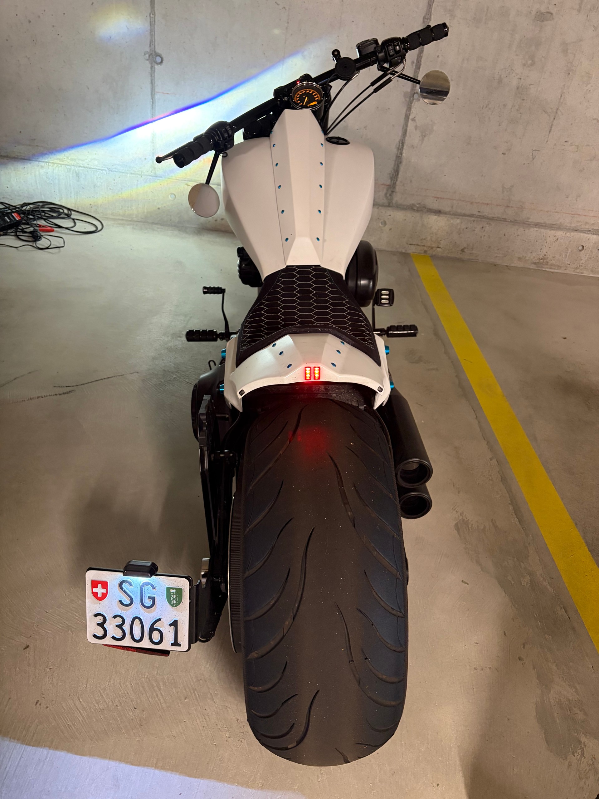 HARLEY-DAVIDSON Breakout 103-image-8