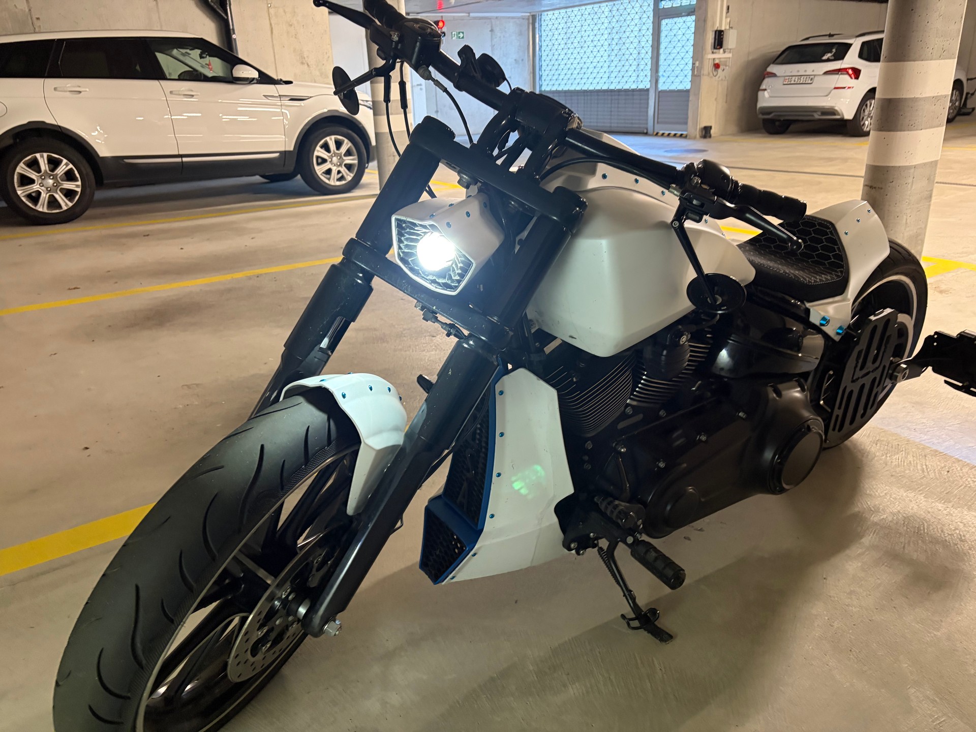 HARLEY-DAVIDSON Breakout 103-image-9