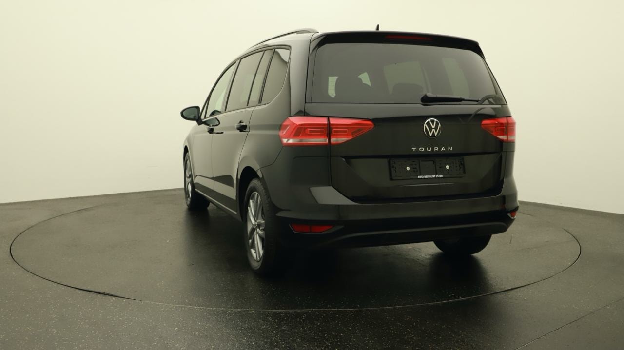 VW Touran 1.5 TSI EVO Limited-showroom-element-3