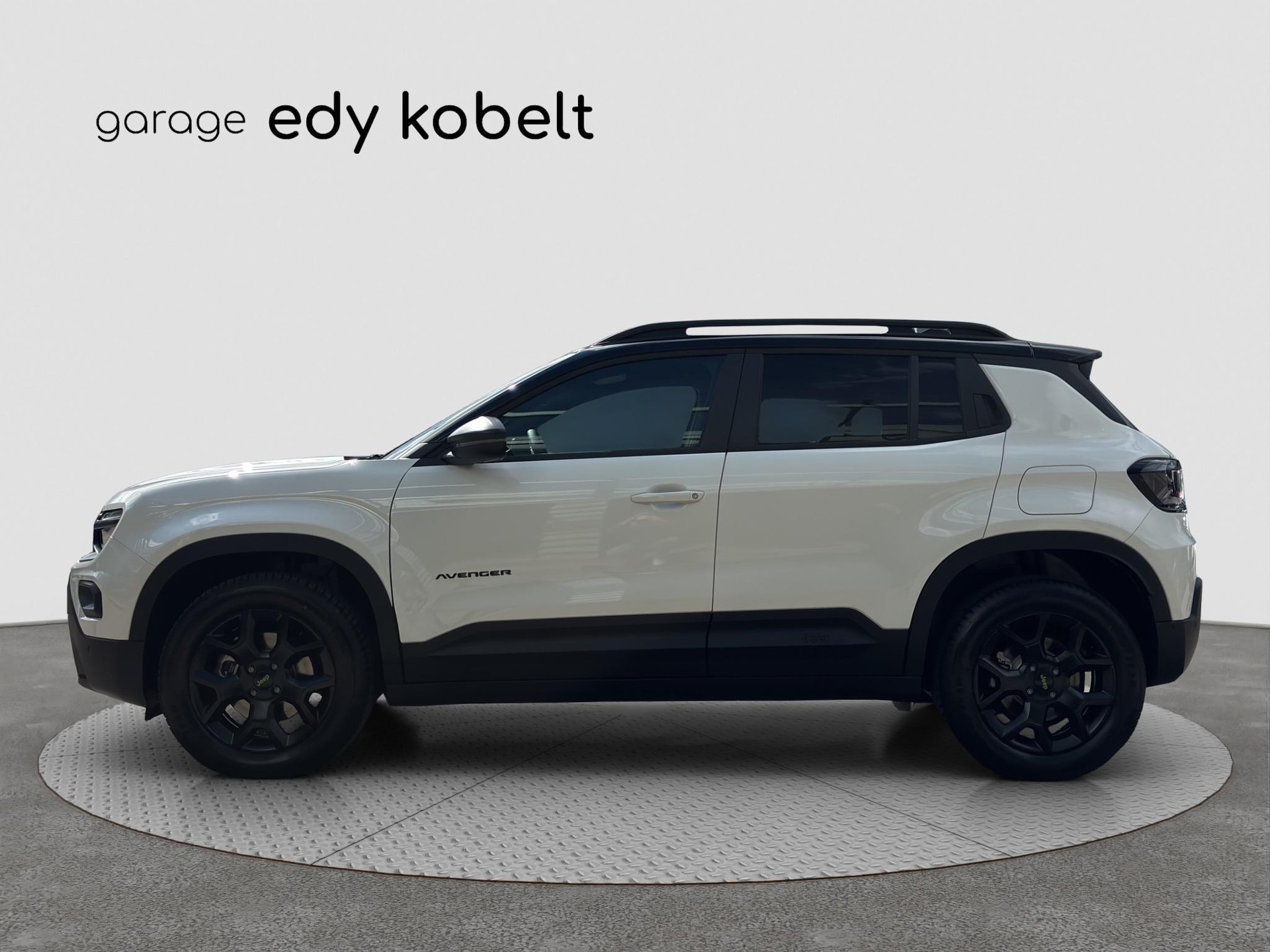 JEEP Avenger 1.2 MHEV Overland 4xe-showroom-element-1