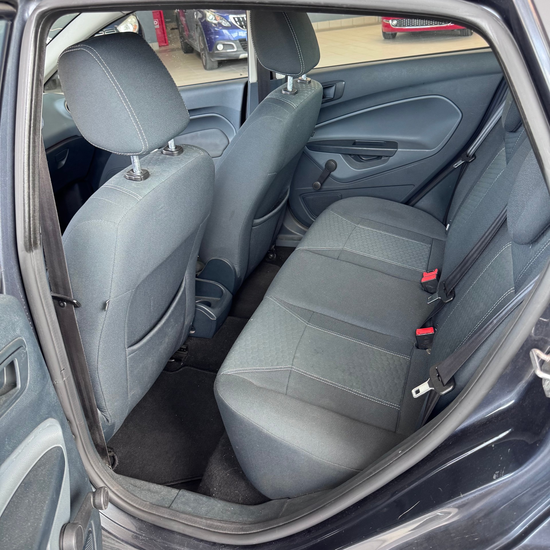 FORD Fiesta 1.25 16V Ambiente-image-7