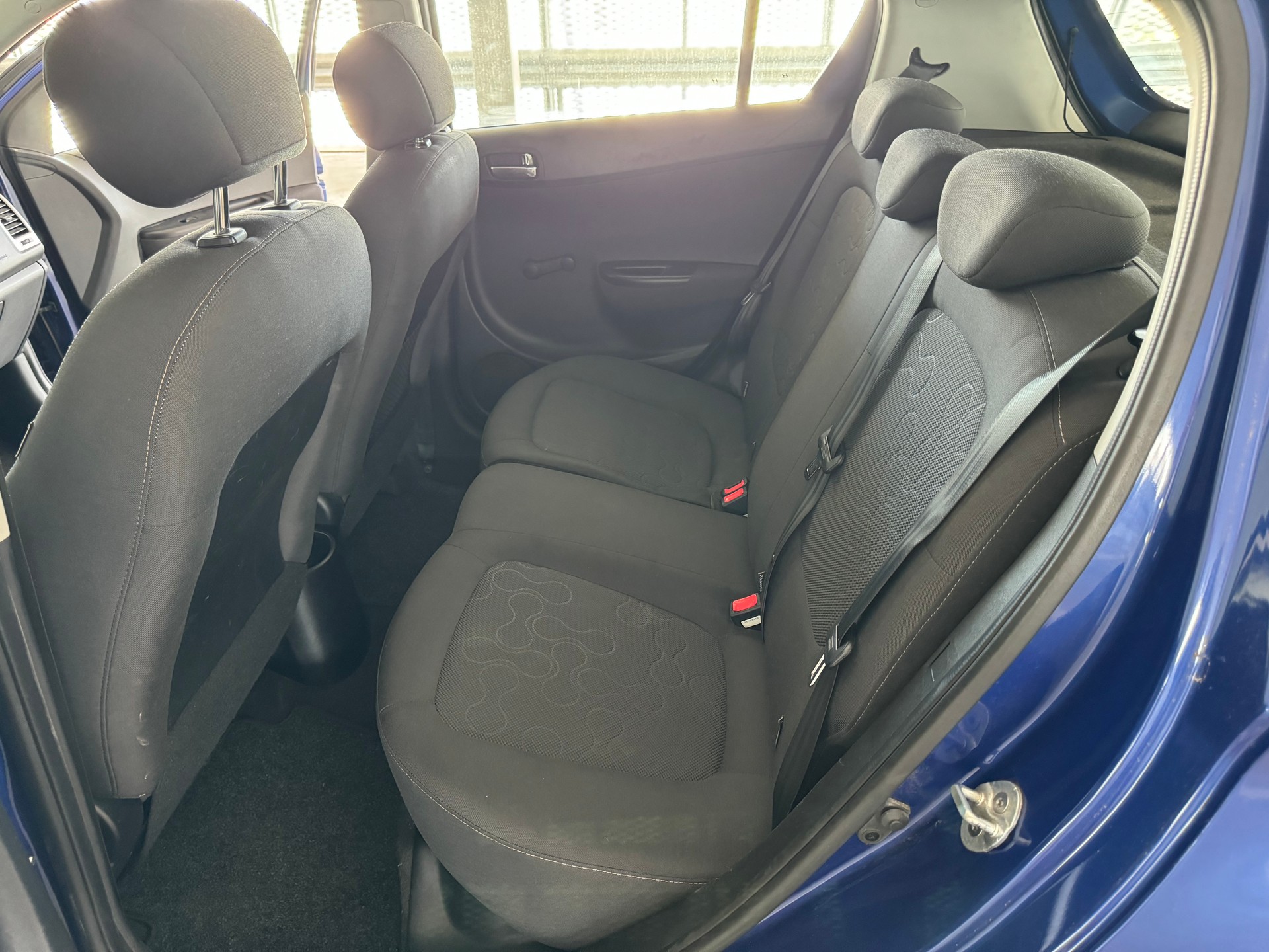 HYUNDAI i20 1.4 Style Automatic-image-12