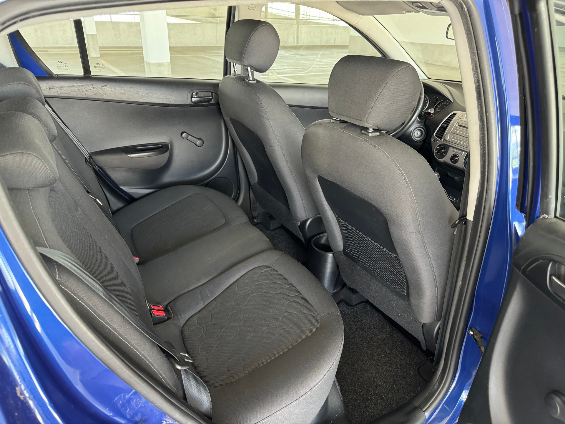 HYUNDAI i20 1.4 Style Automatic-image-13